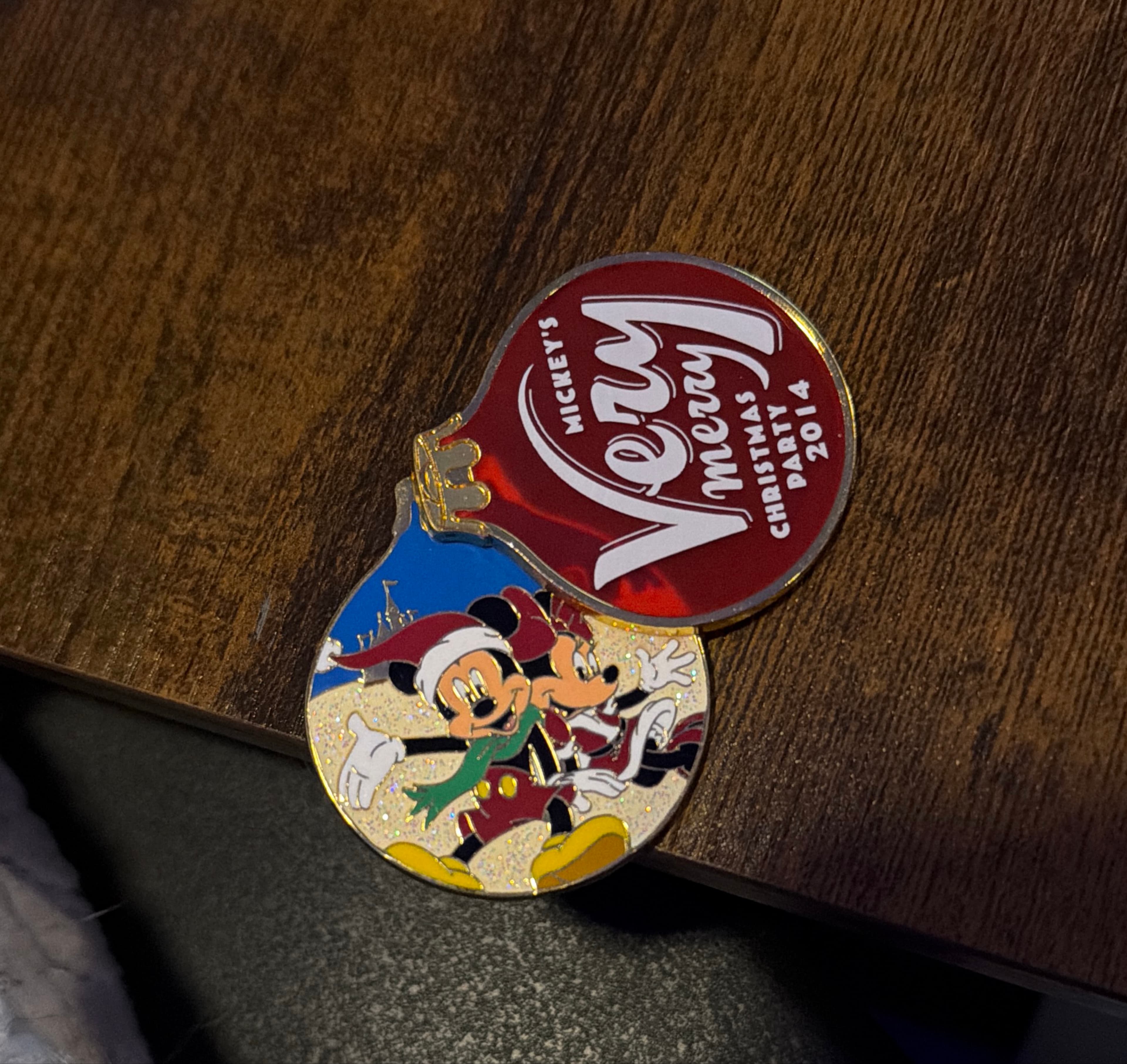 Mickey & Minnie Mouse - Mickey's Very Merry Christmas Party 2014 front