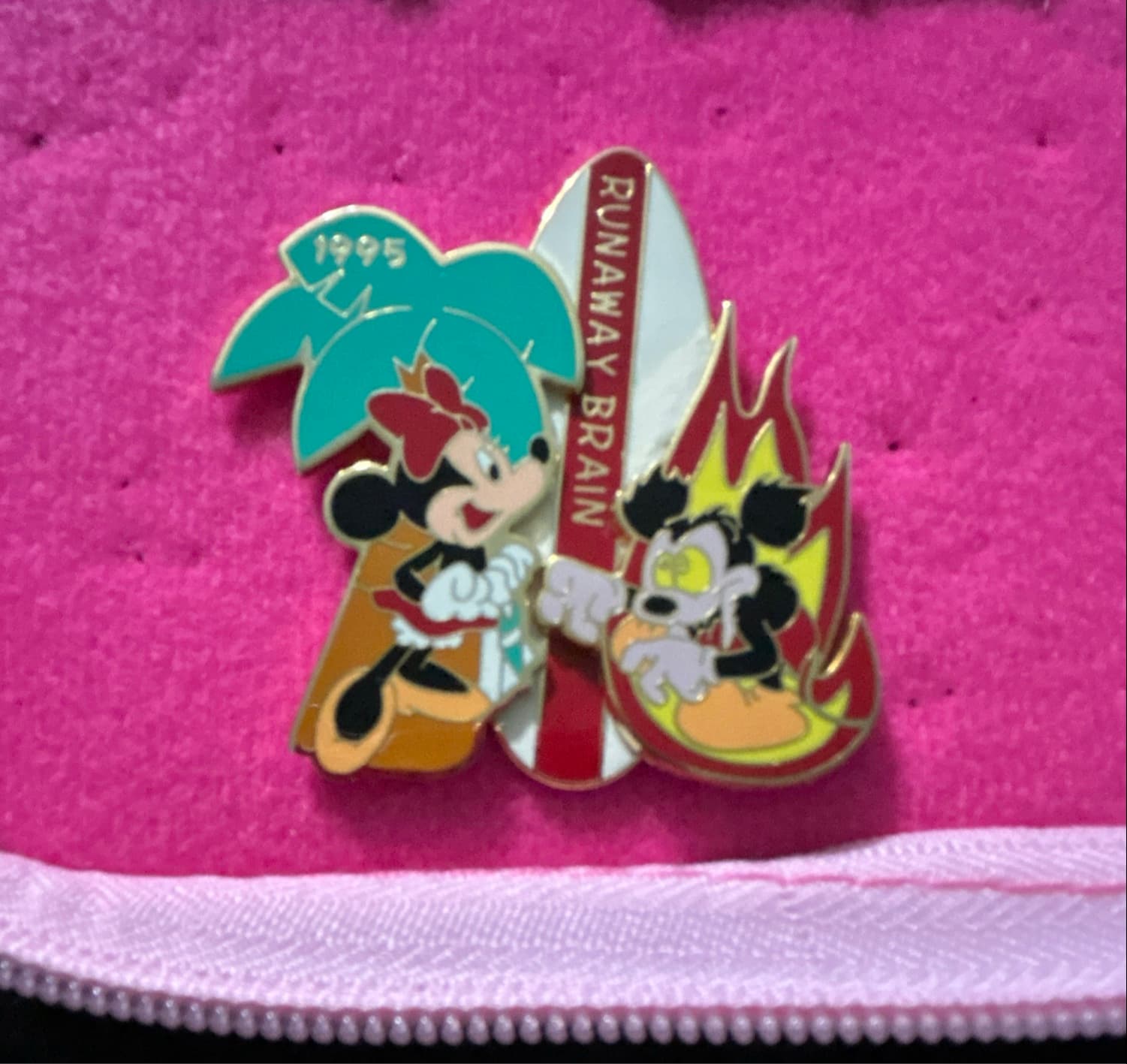 Mickey & Minnie Mouse Runaway Brain 1995 - History of Art Series front