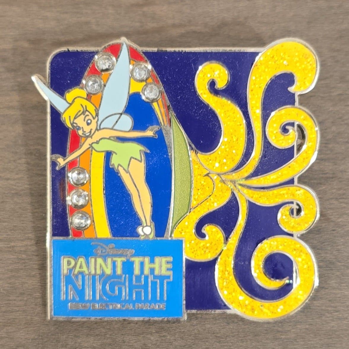 Tinker Bell - Paint the Night Parade front