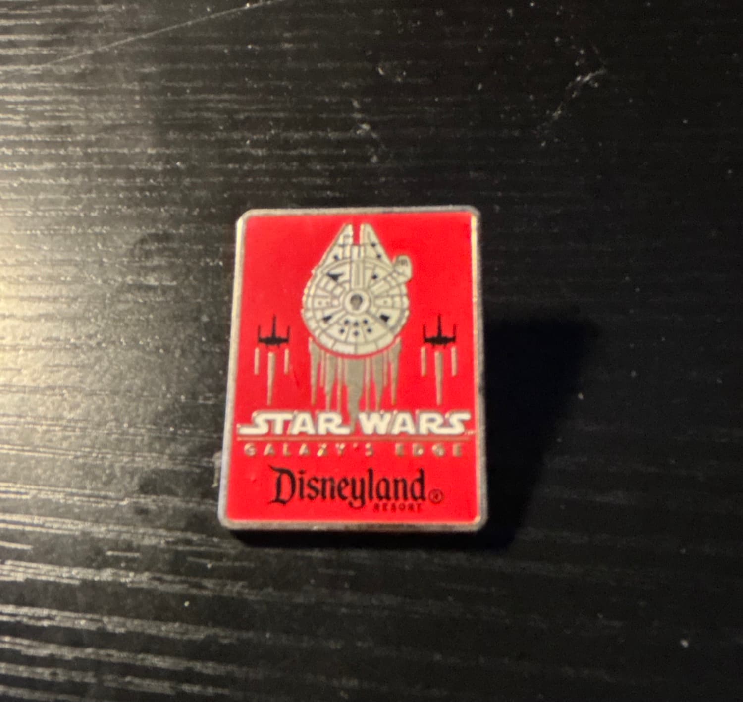 Millennium Falcon Star Wars: Galaxy's Edge Disneyland Resort Red Pin front