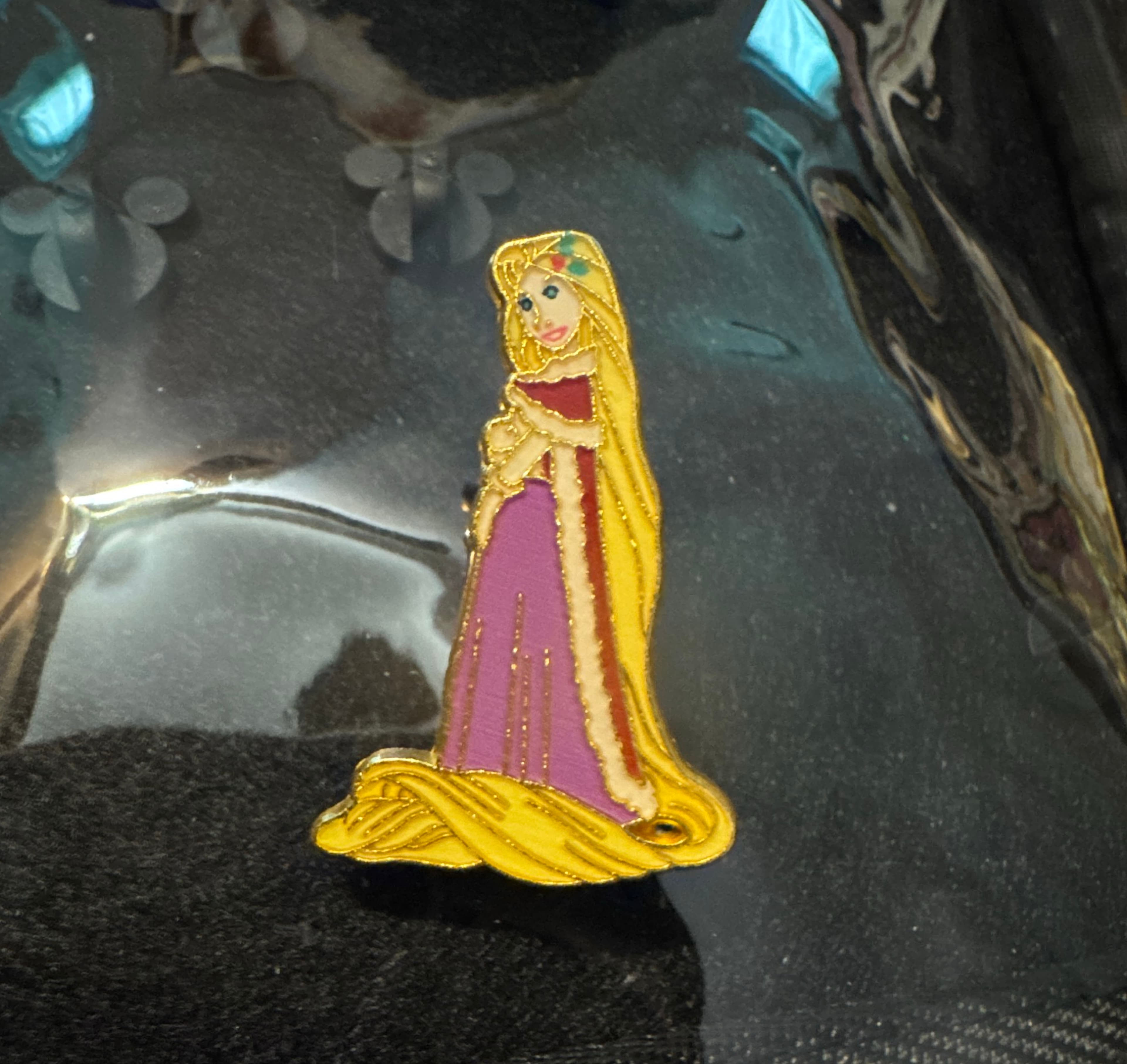 Princess Rapunzel - Glitter Dress front