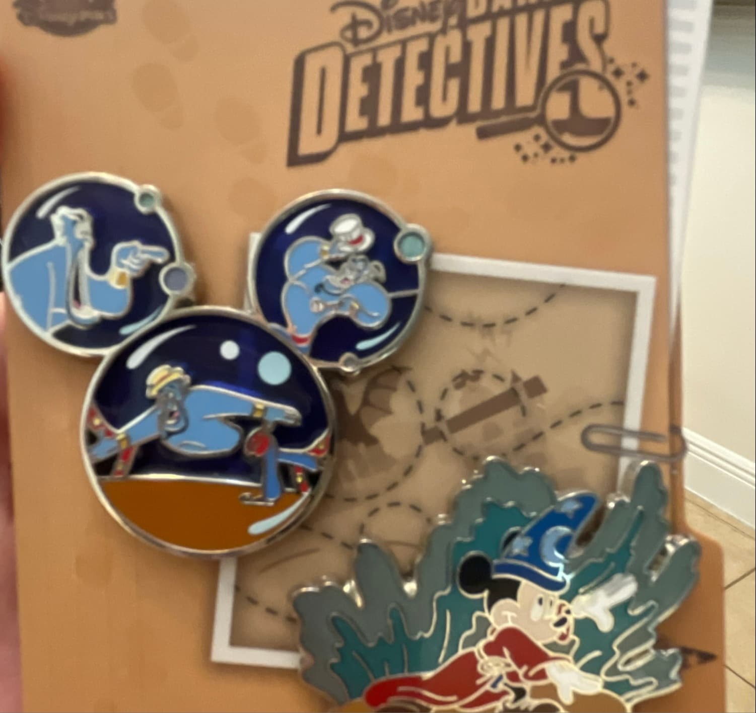 Daring Detective front