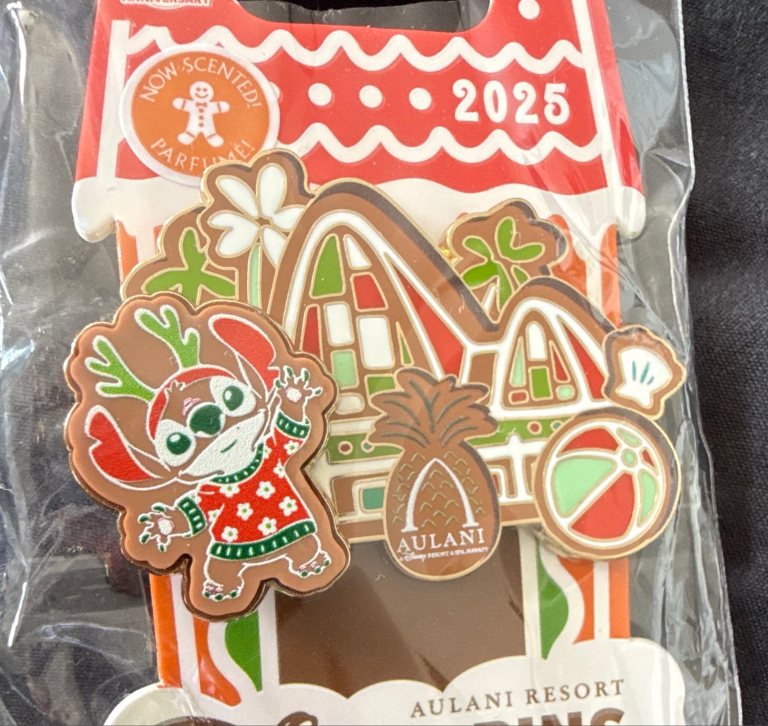 Disney Aulani Gingerbread Stitch 2025 Scented Pin front