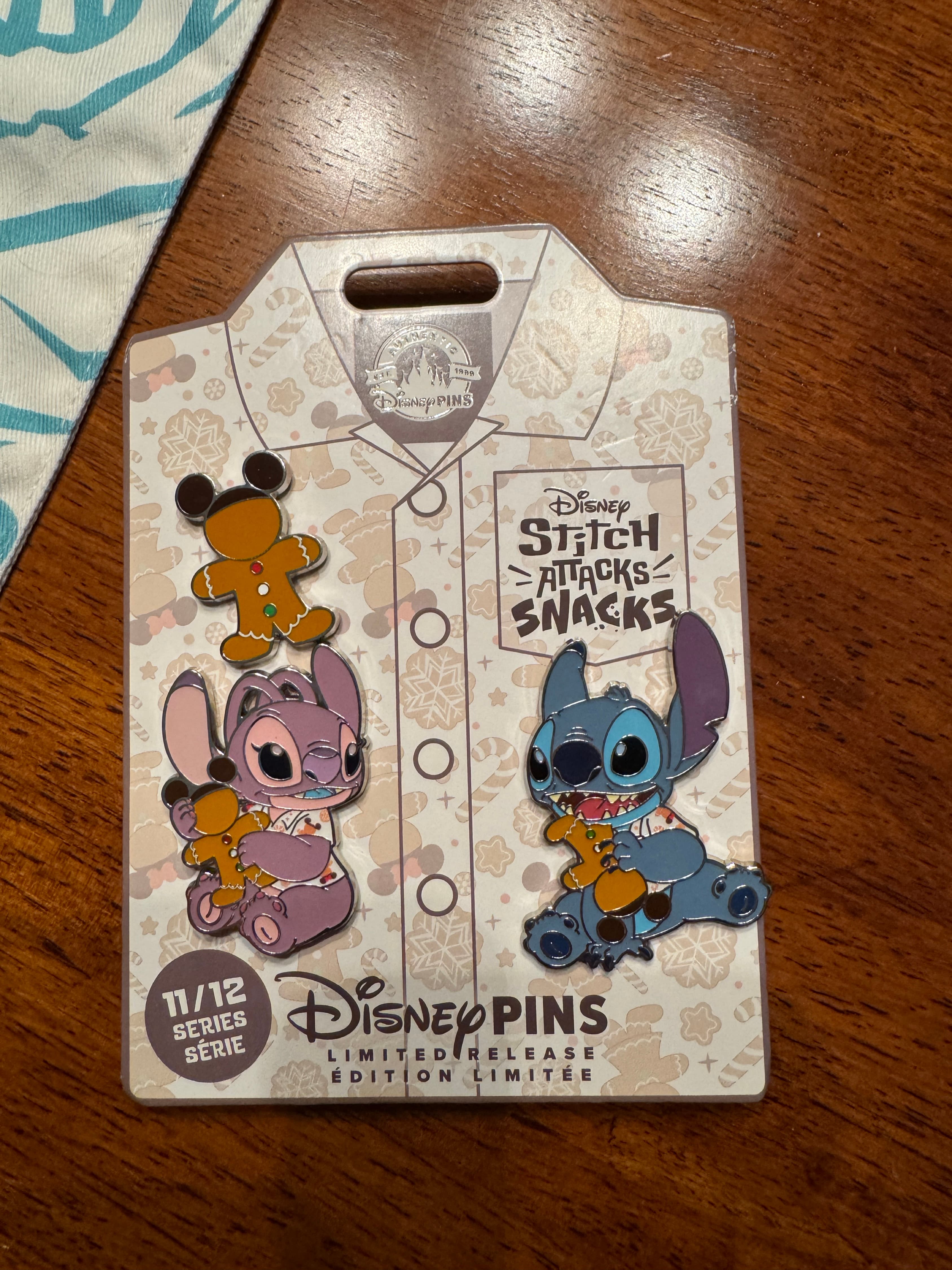 2024 Stitch Attacks Snacks Limited Release Pin Set - Gingerbread - 11/12 front