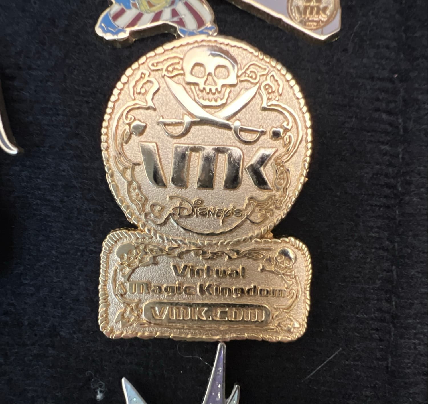 Virtual Magic Kingdom Pirate Gold Medallion Pin front