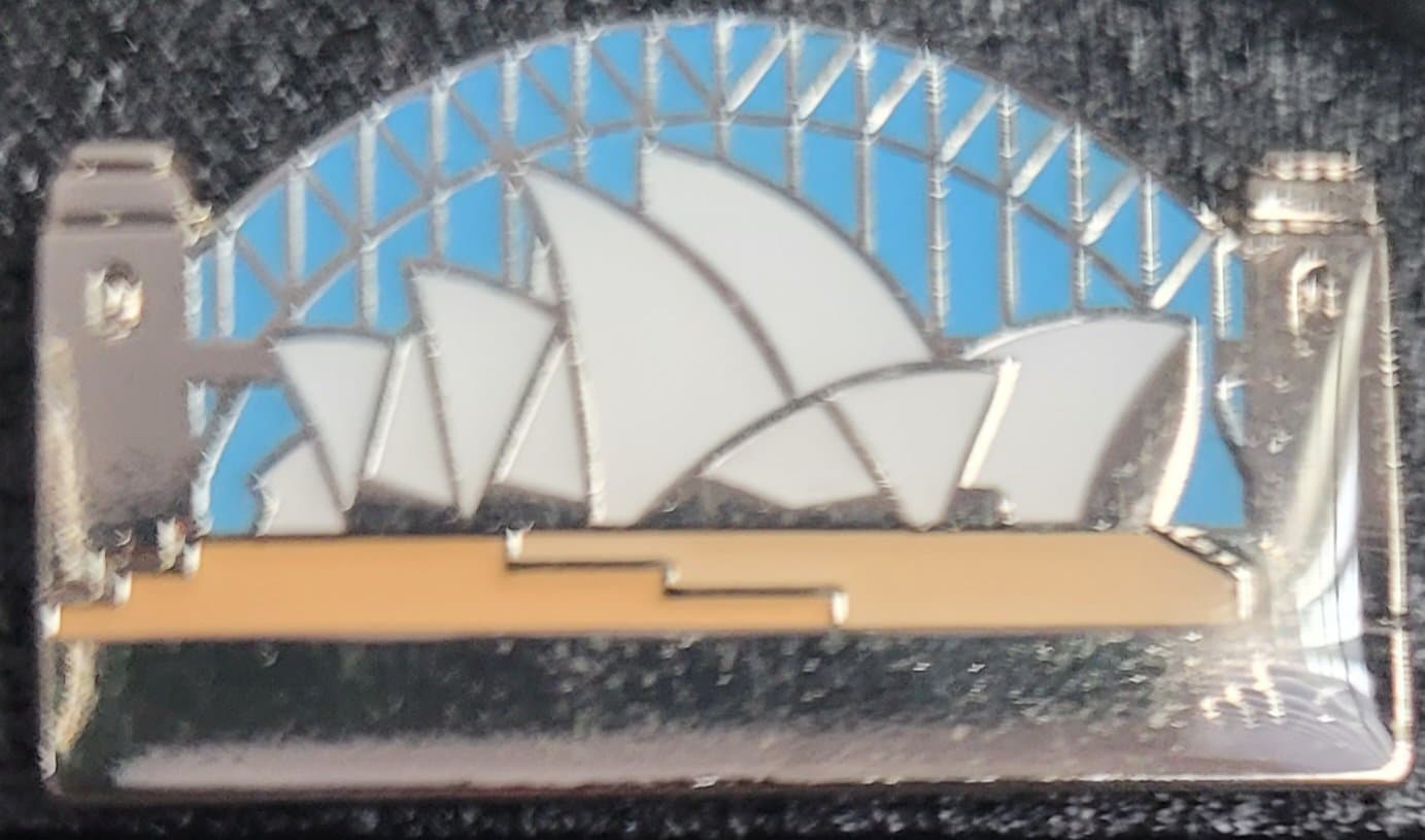 Sydney Opera House and Harbour Bridge Souvenir front