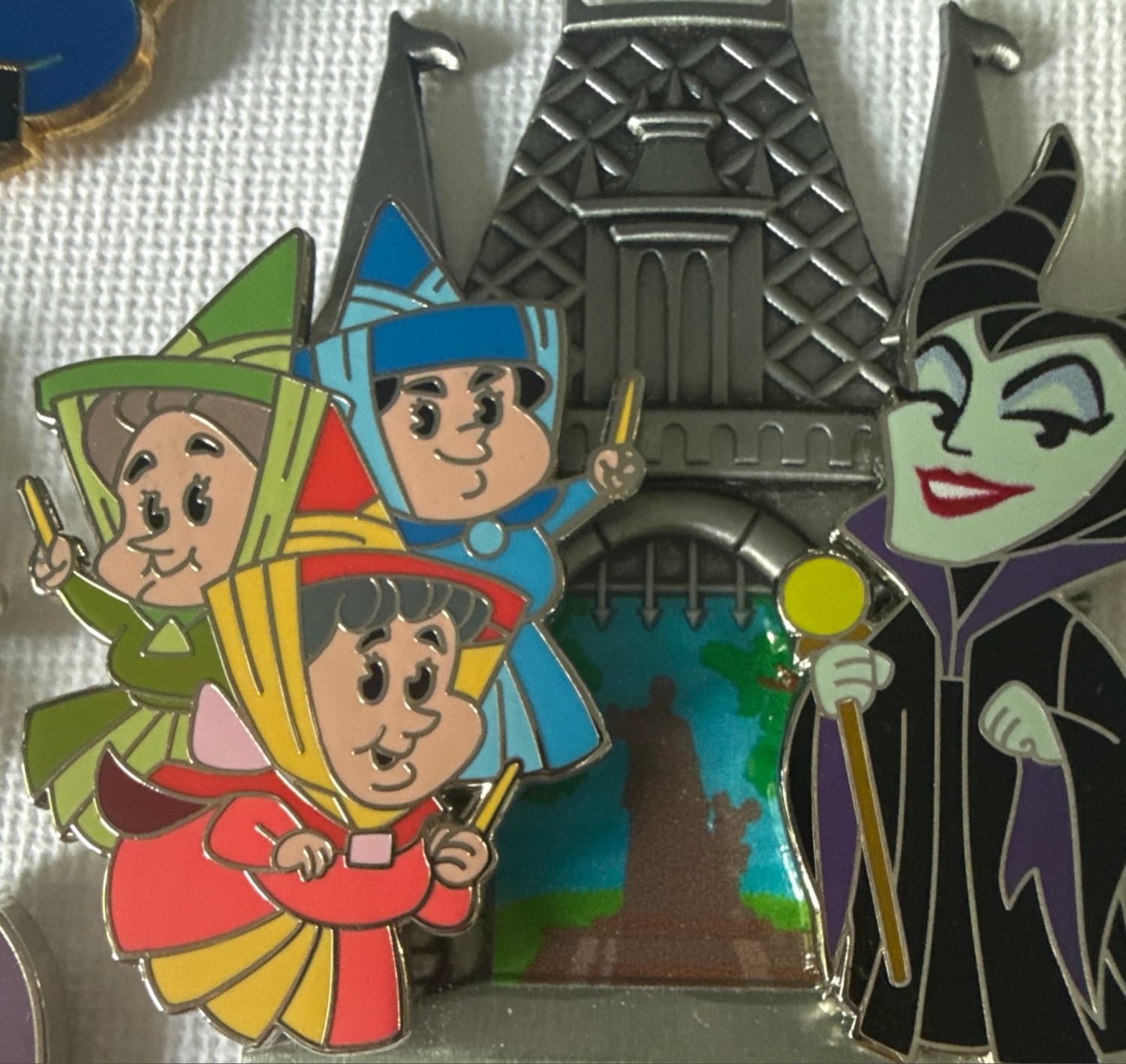 Sleeping Beauty Maleficent & Fairies Build A Pin front