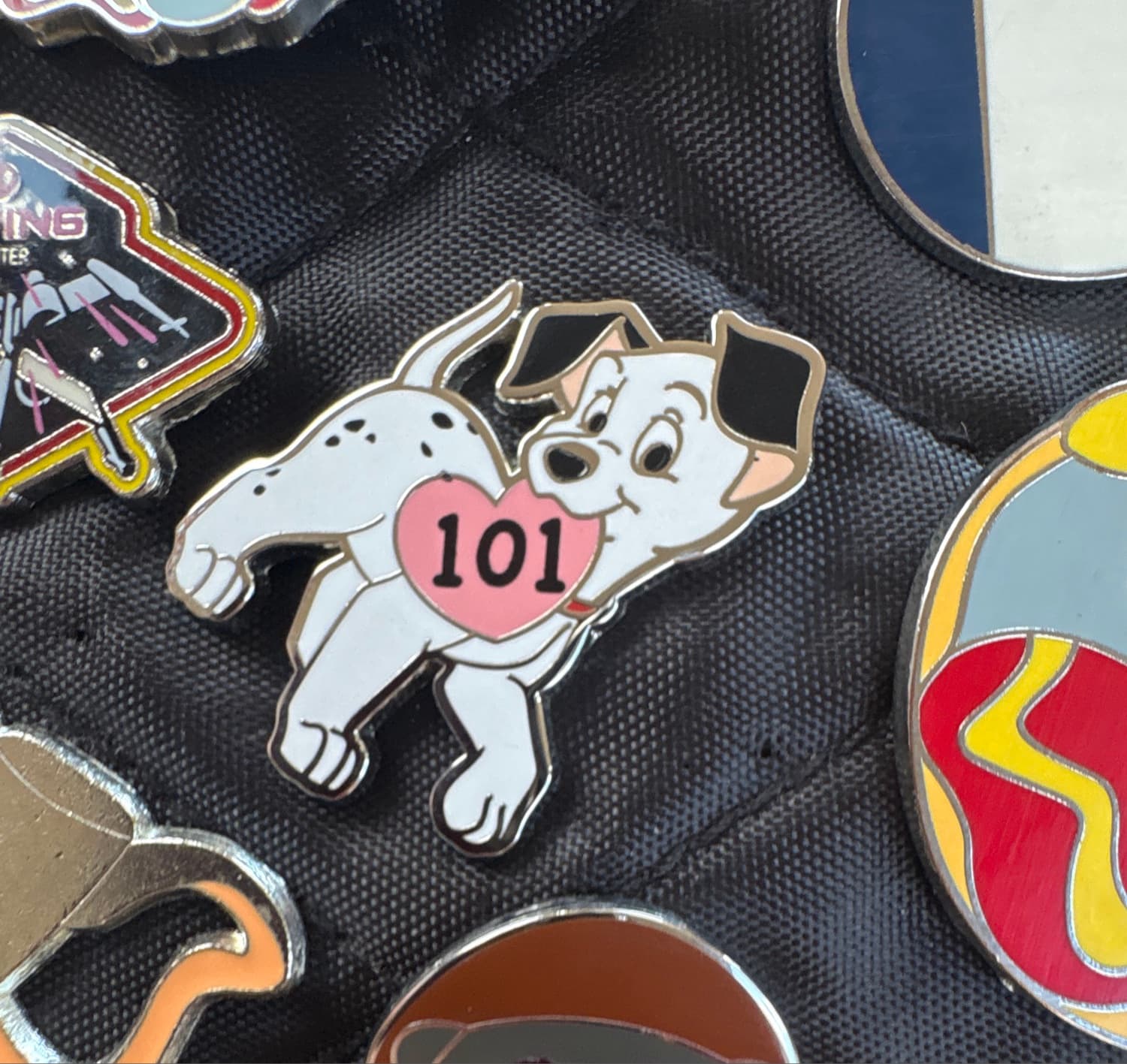 101 Dalmatians Puppy with 101 Heart front
