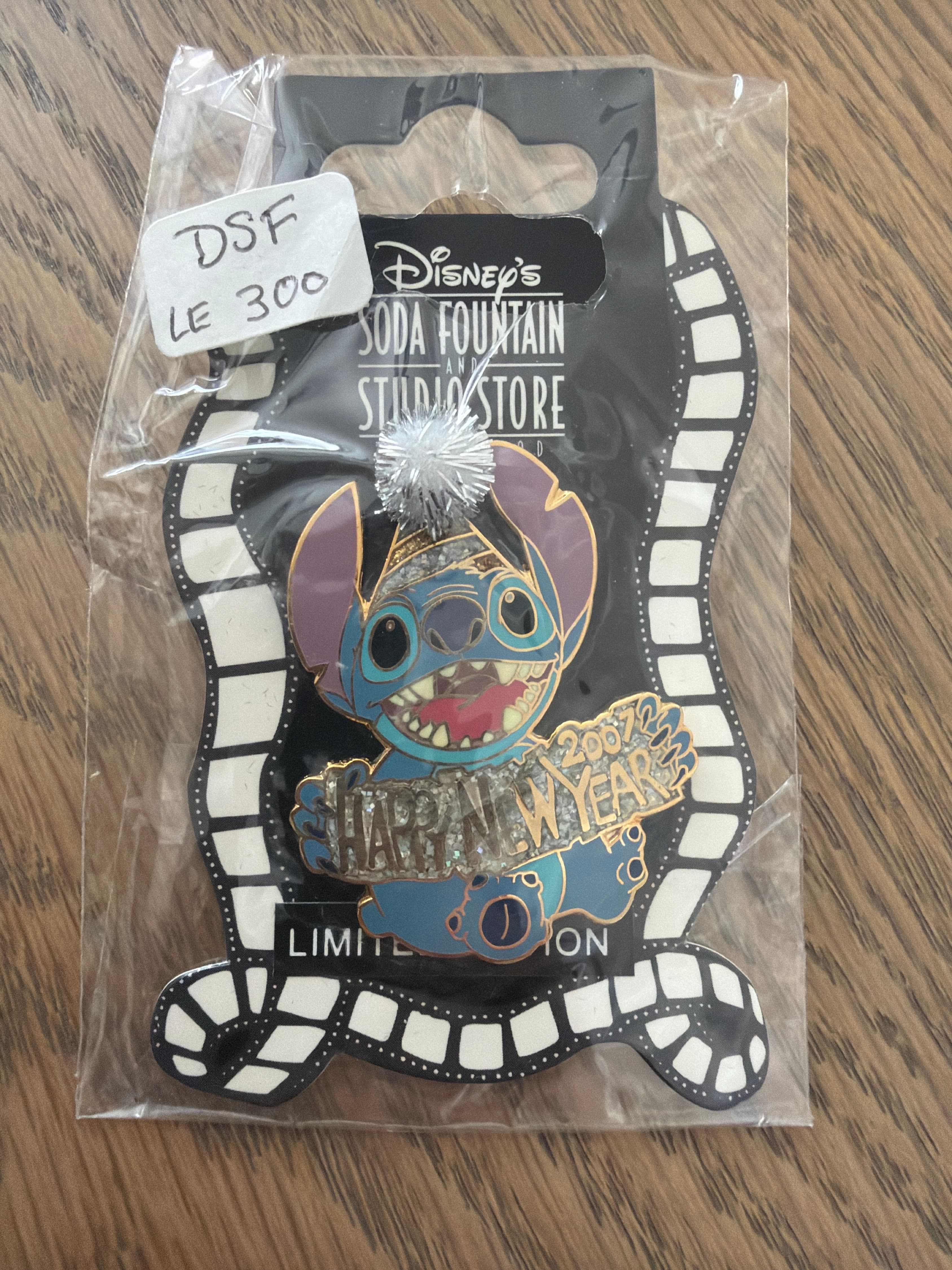 Stitch 2007 New Year DSF front