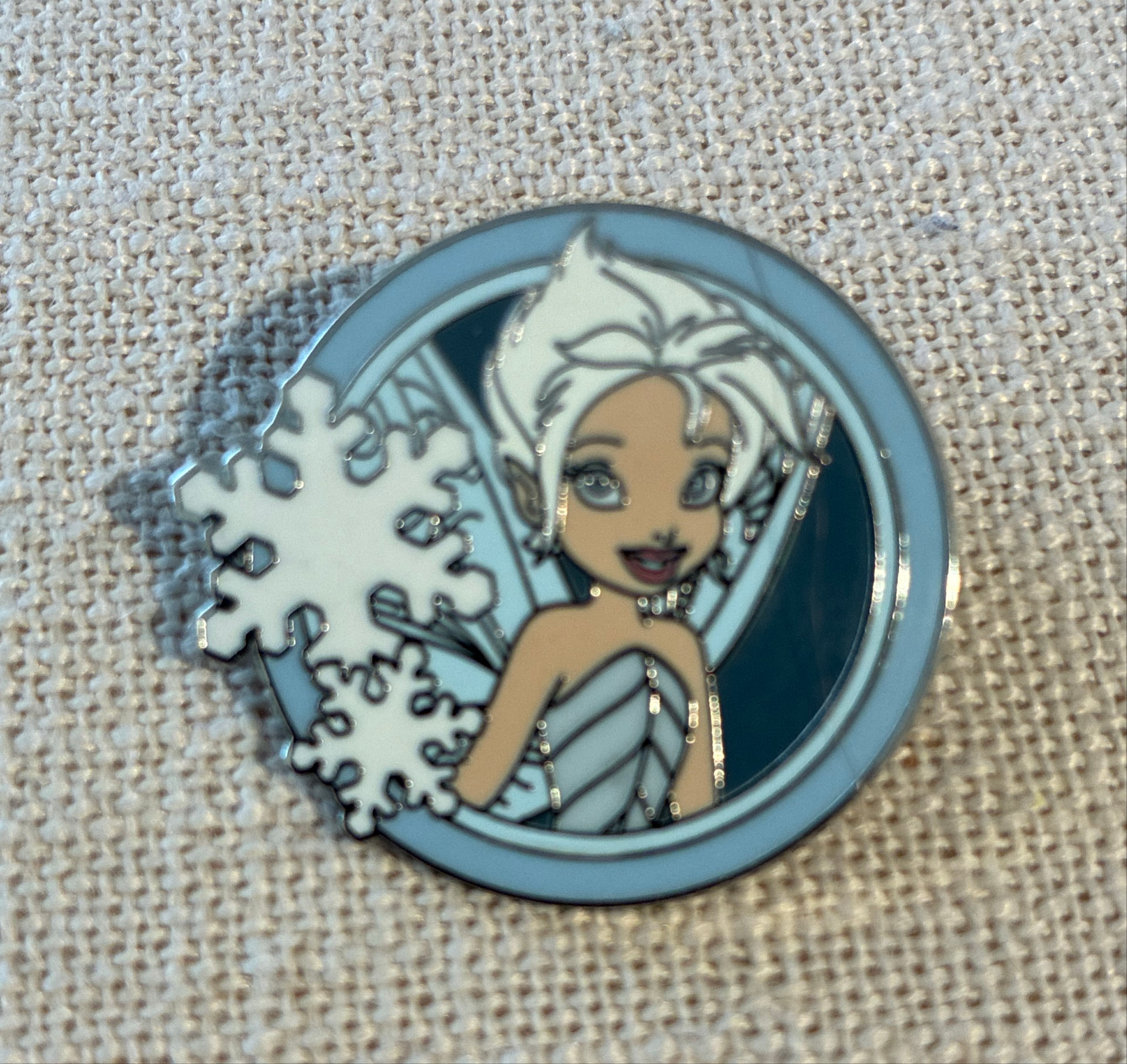 Periwinkle on Snowflake - Secret of the Wings front