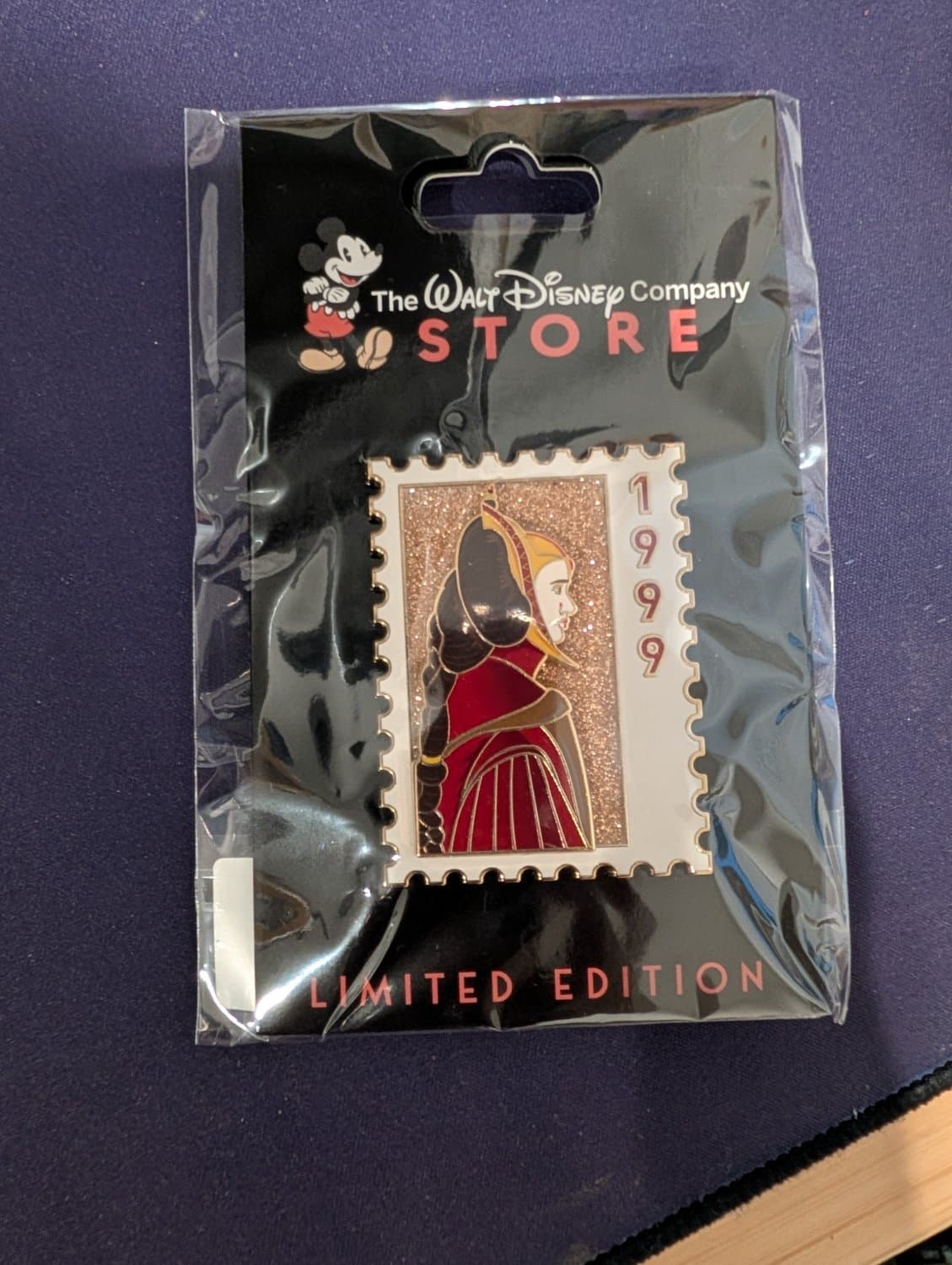 princess amidala Postage Stamp Pin front