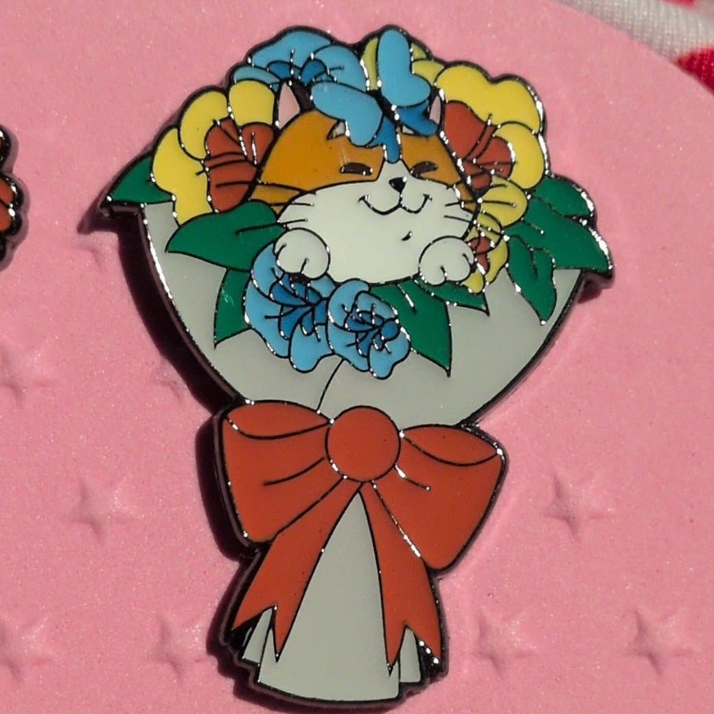 Mochi Loungefly Disney Cat Bouquets Blind Box Pin front