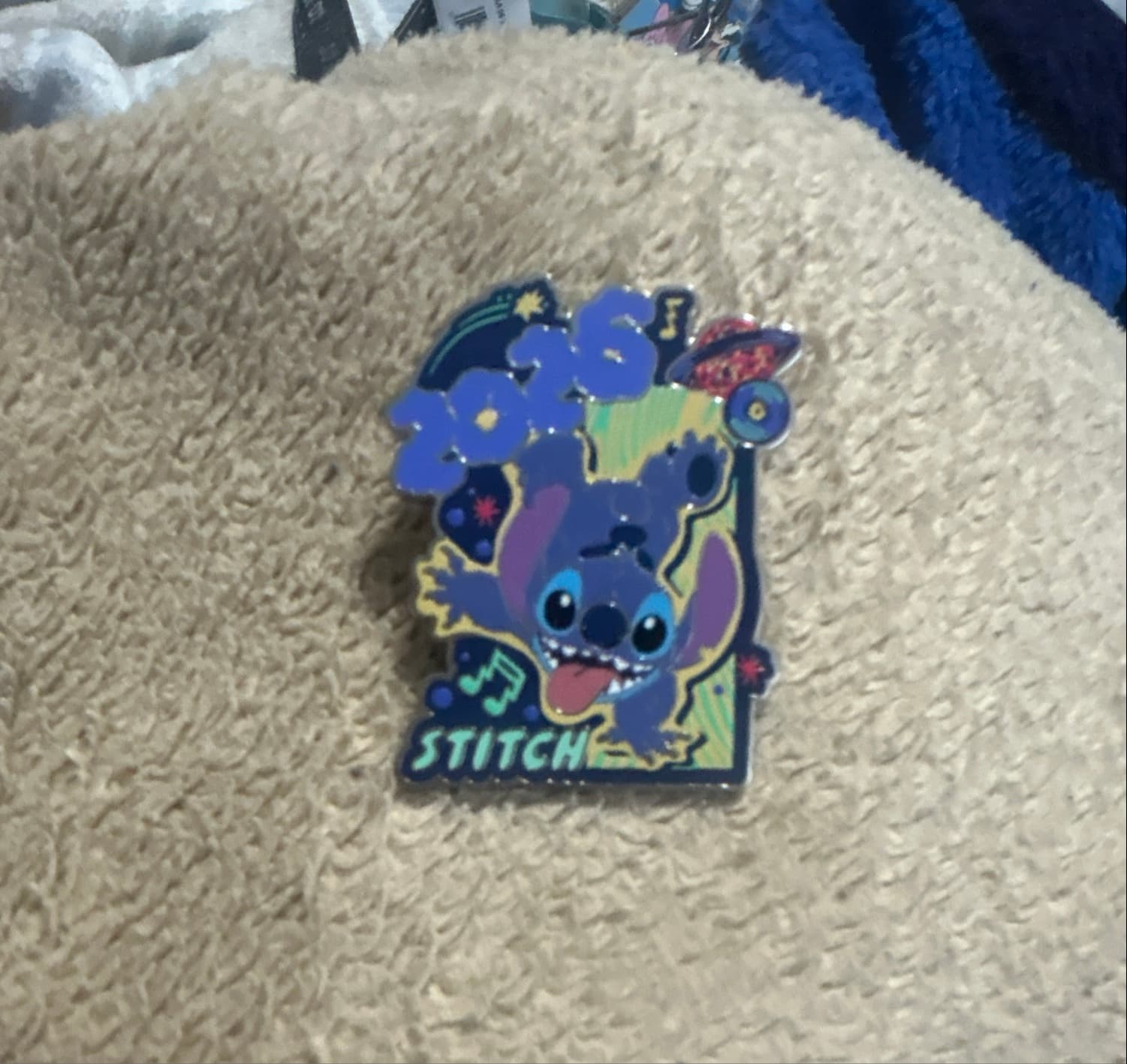 Stitch Hidden Disney Mini Jumbo 2026 front