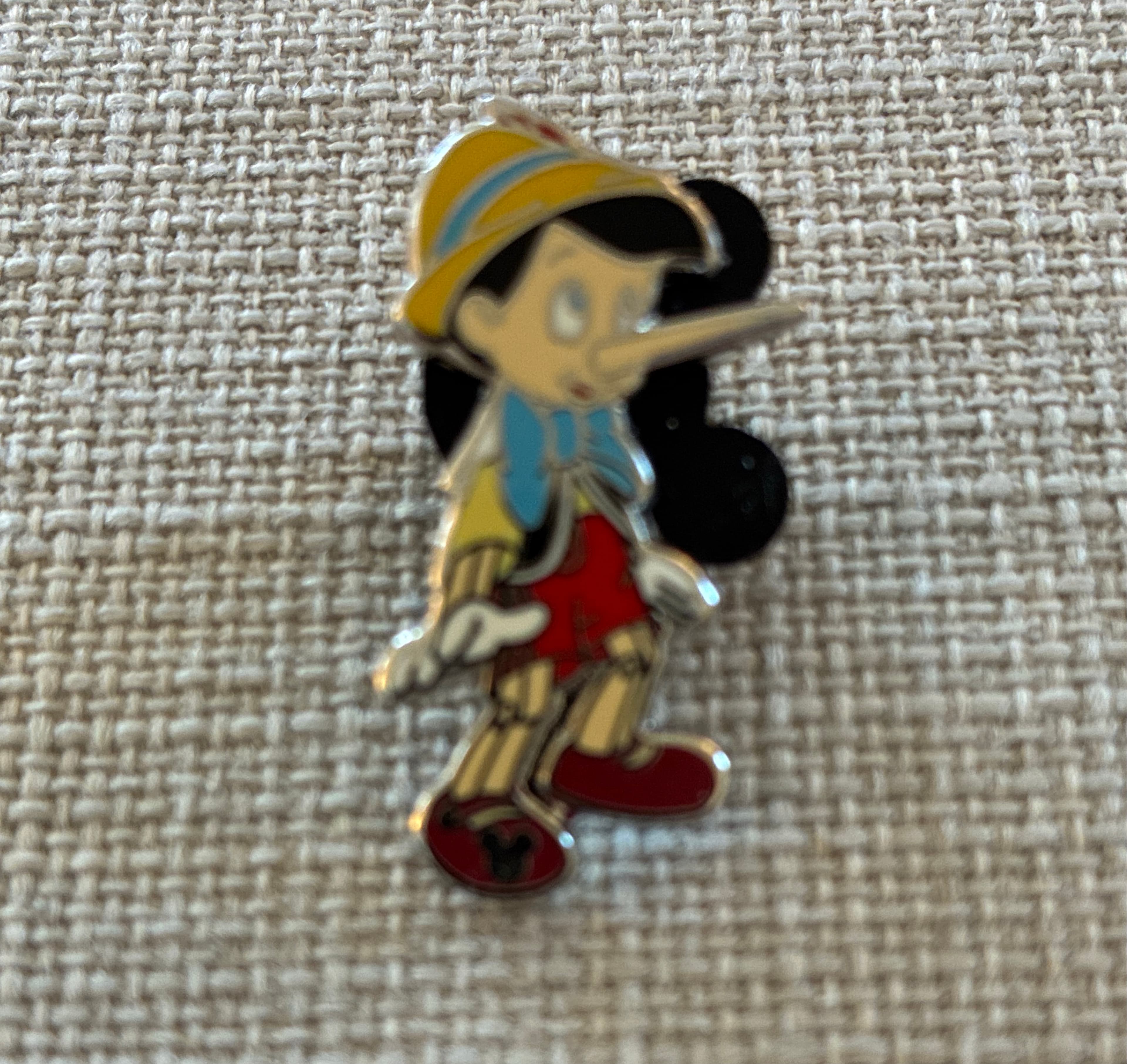 Pinocchio - Mickey Mouse Icon Character Mystery Collection front