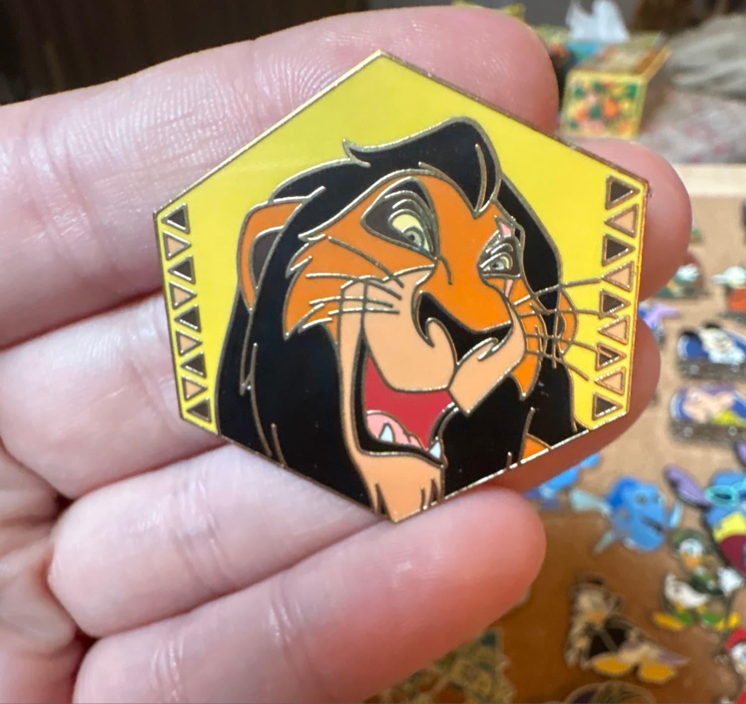Disney The Lion King Scar Gold Lapel Pin front