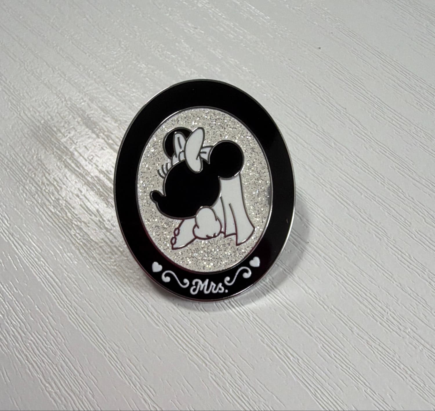 Minnie Mouse Shadow Silhouette 'Mrs.' Wedding Pin front