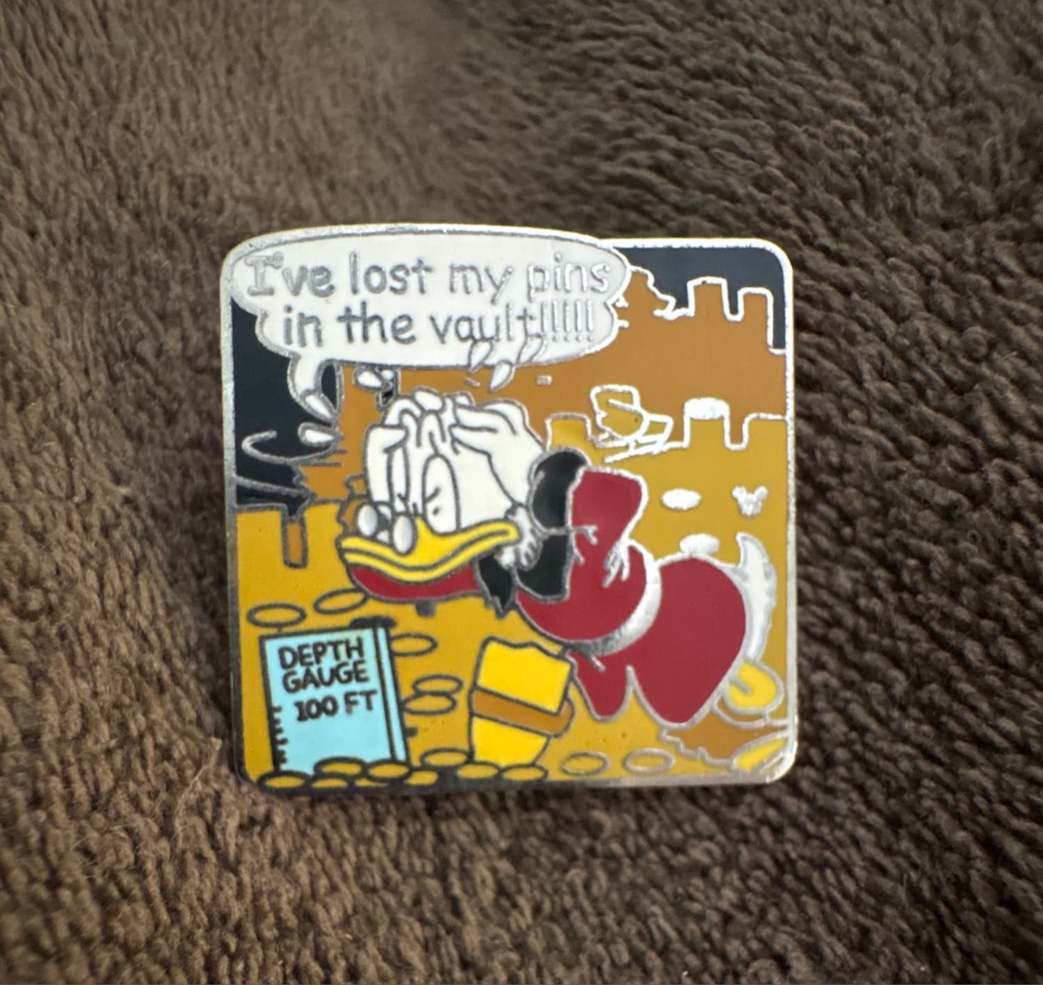 Donald Duck Lost Pins in the Vault front