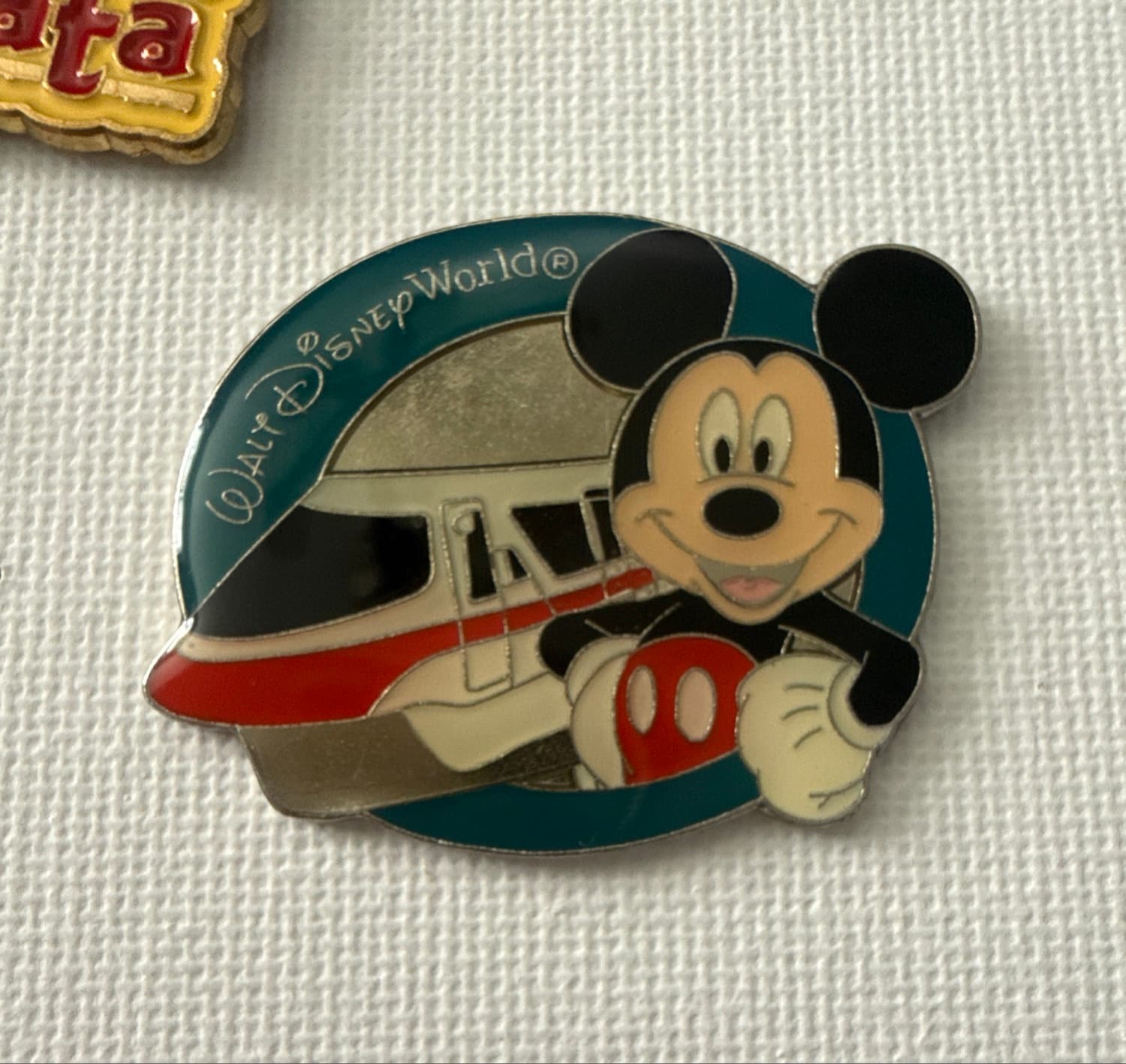 Mickey Mouse Walt Disney World Monorail Limited Release Pin front