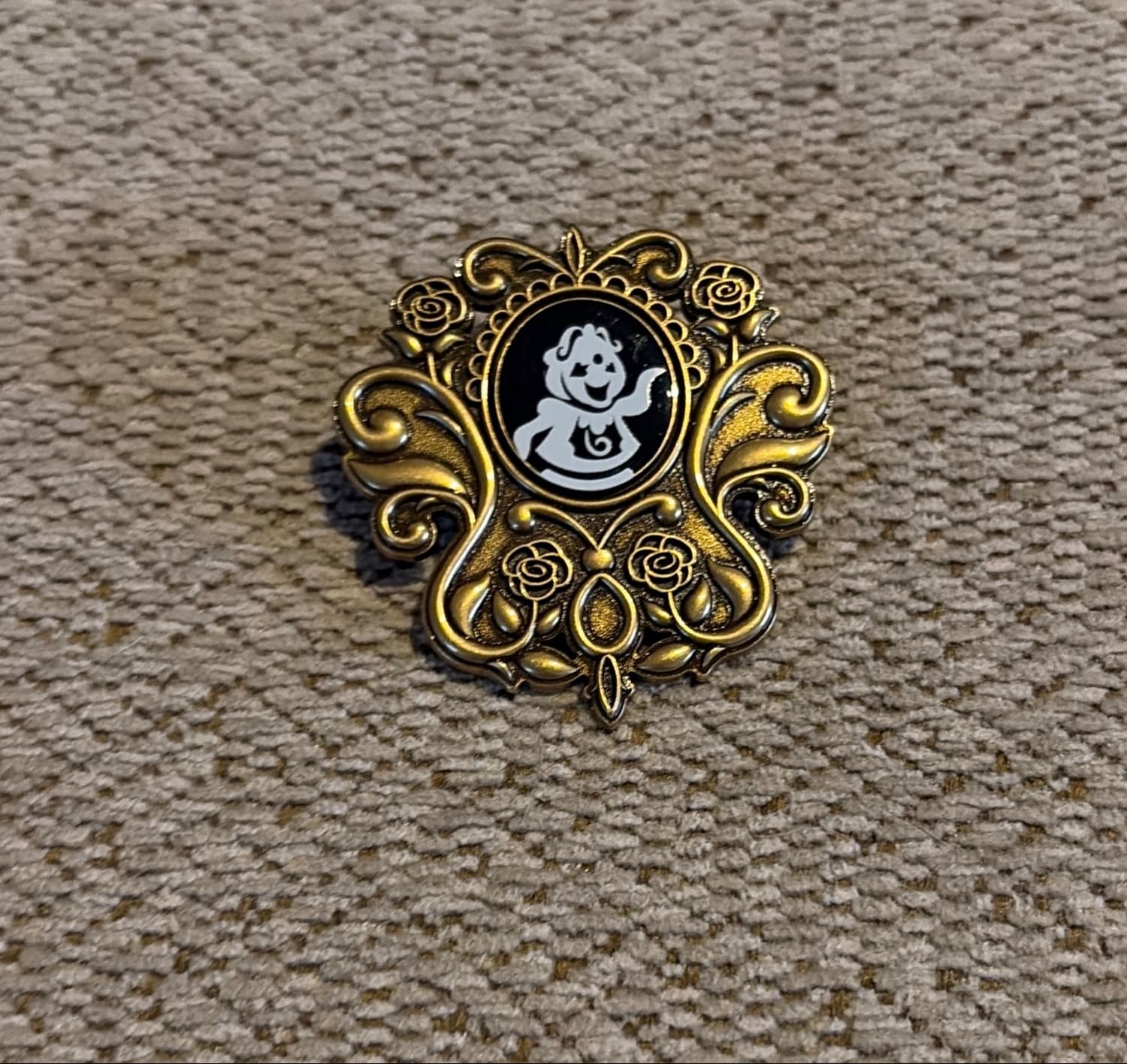 Haunted Mansion 50th Anniversary Gus Oval Plaque Pin front