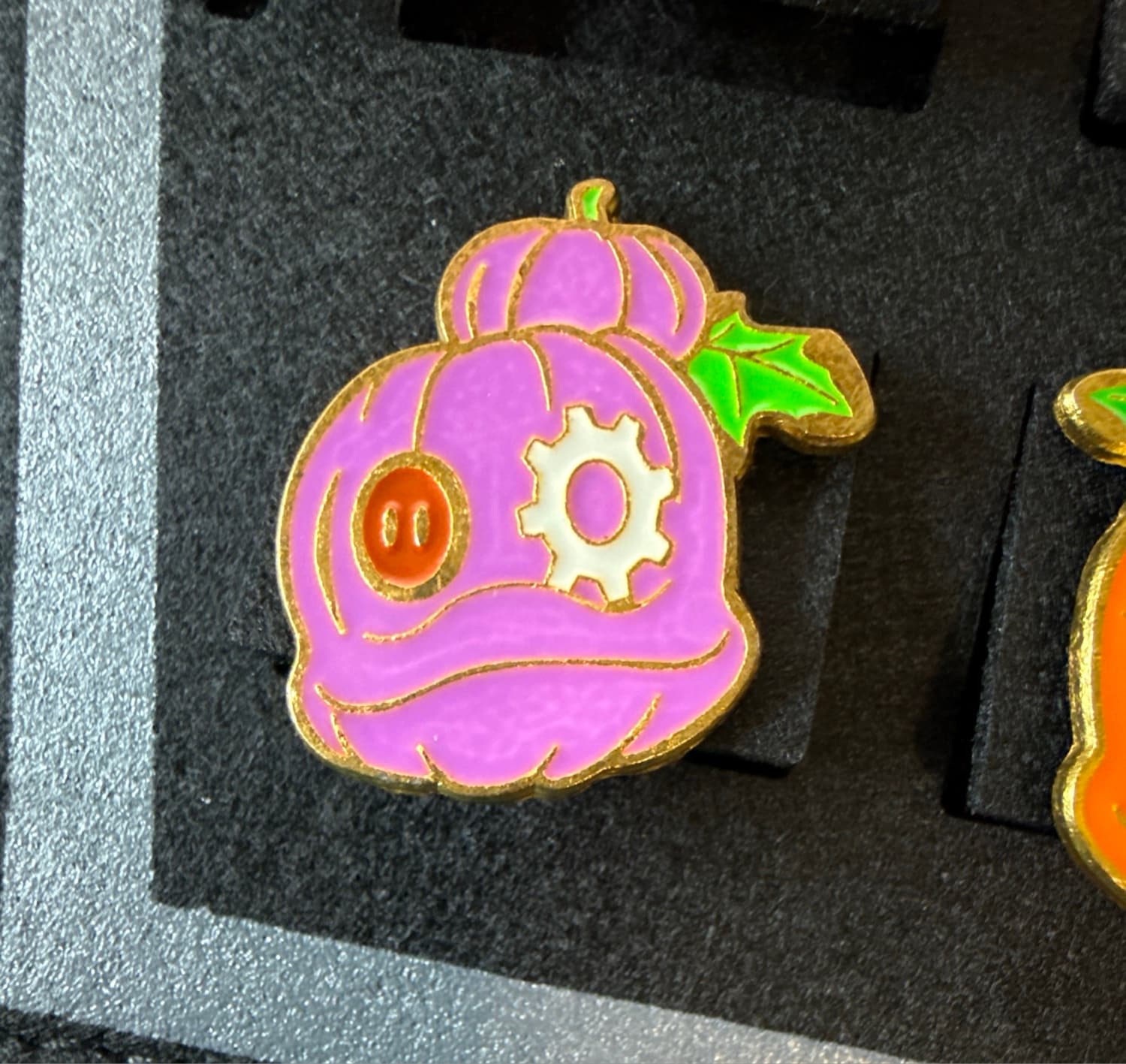 Donald Duck Steampunk Pumpkin Halloween Pin front