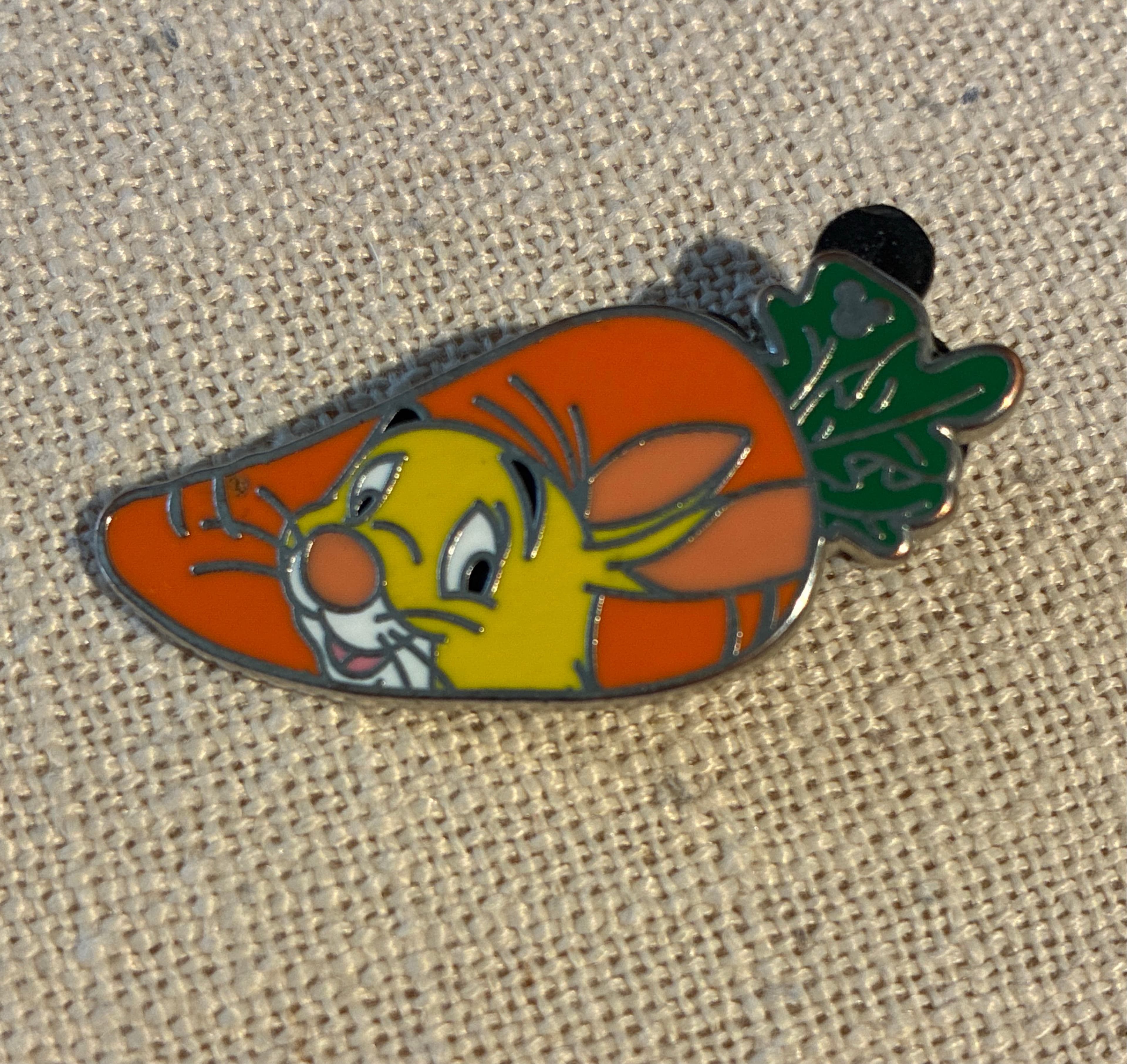 Yellow Carrot - Thumper - HKDL 2018 Hidden Mickey - Carrots front