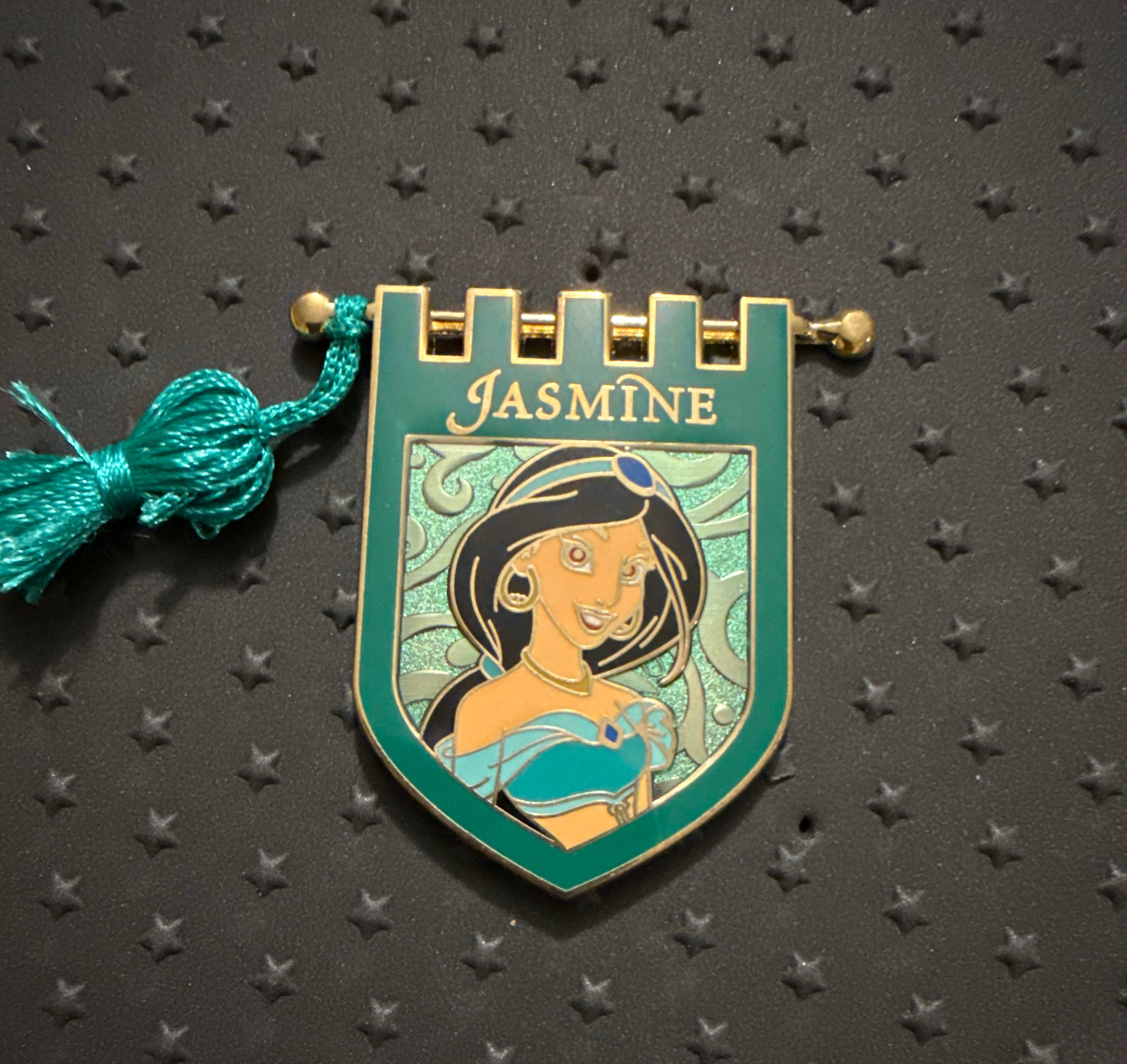 Princess Jasmine Crest Banner with Tassels front