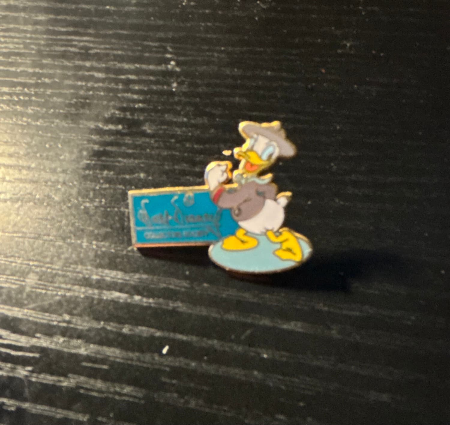 Donald Duck Walt Disney Collectors Society Member Exclusive front