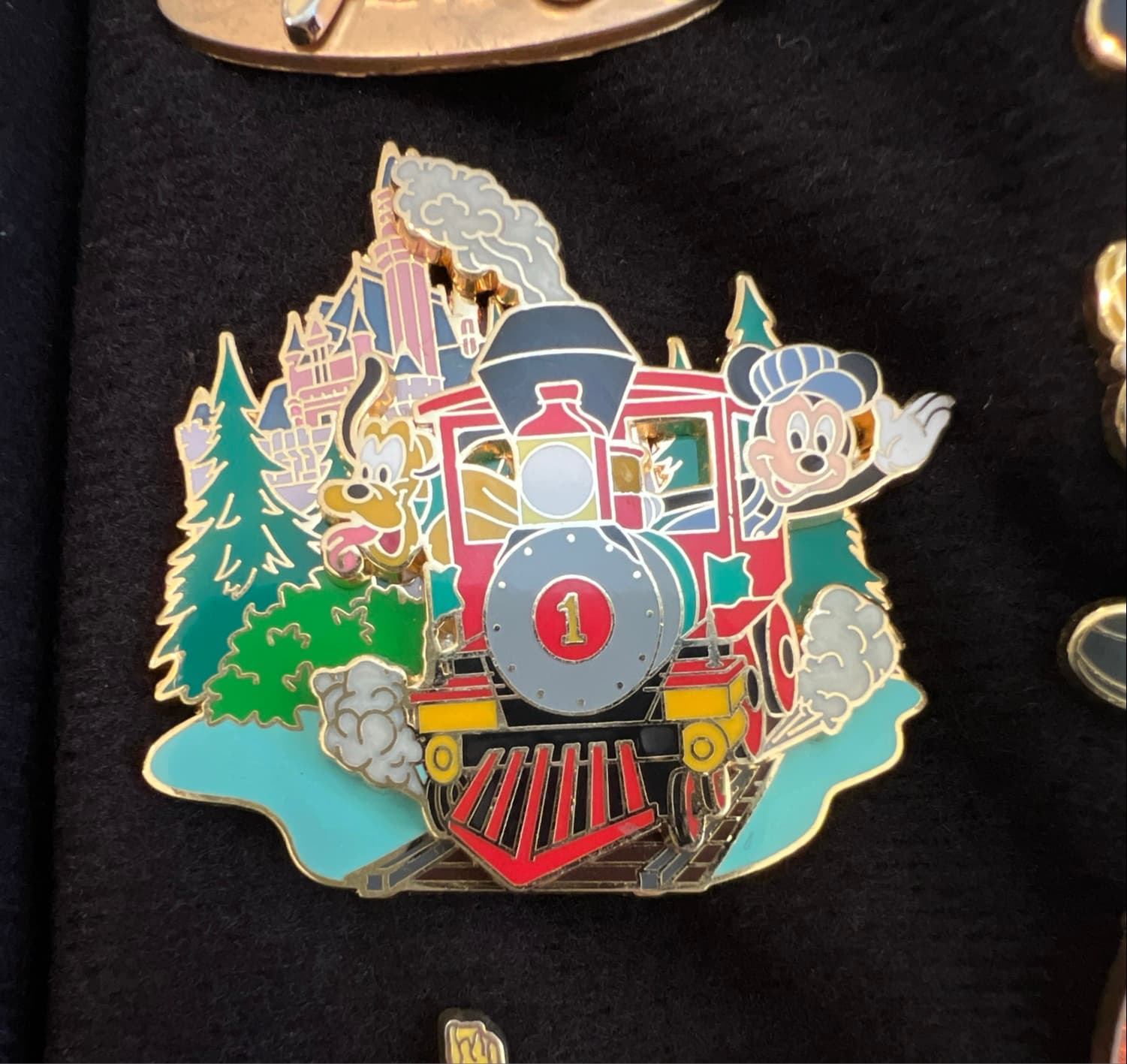 Mickey and Pluto on Disneyland Railroad front