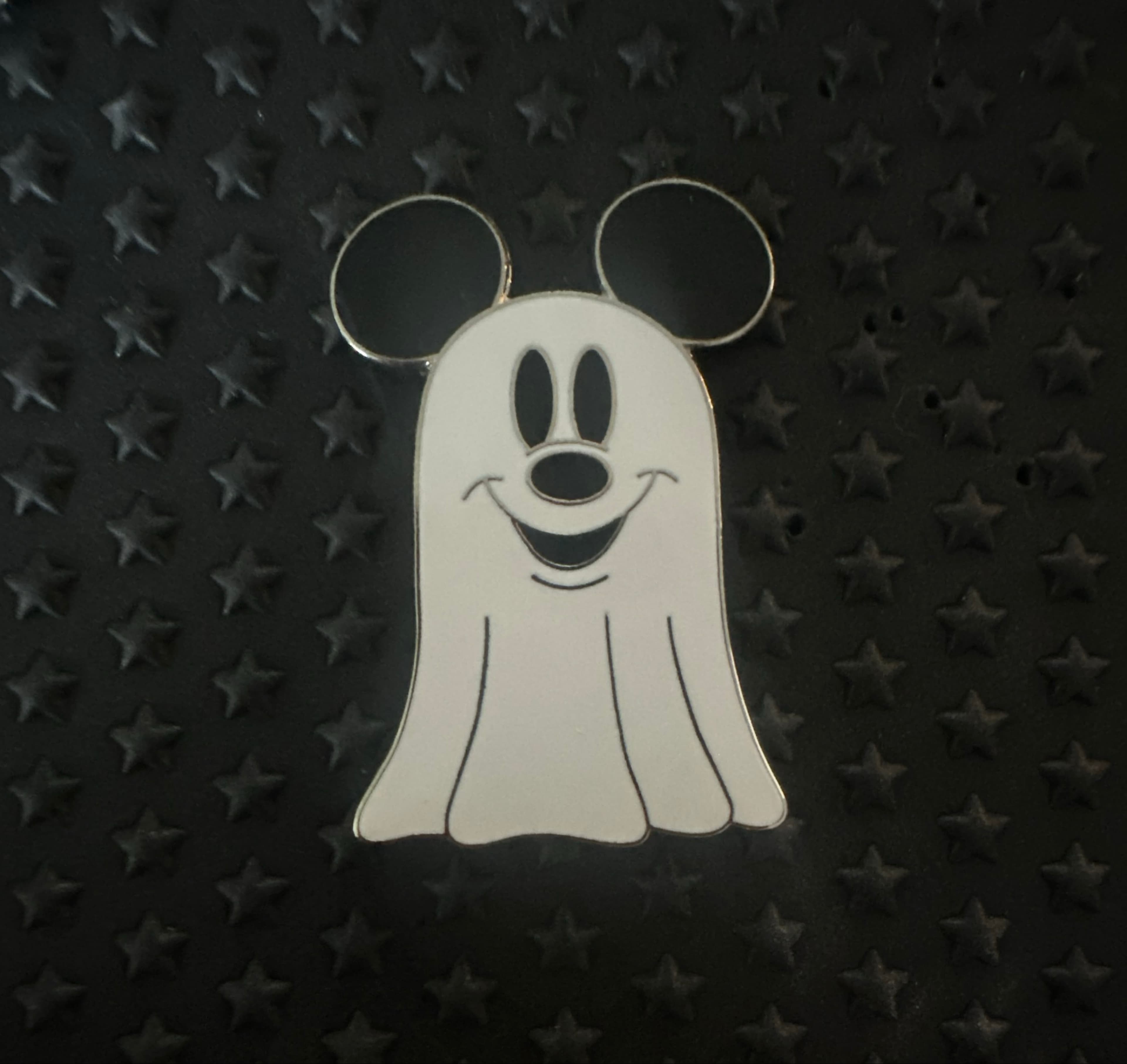 Mickey Ghost Pin front