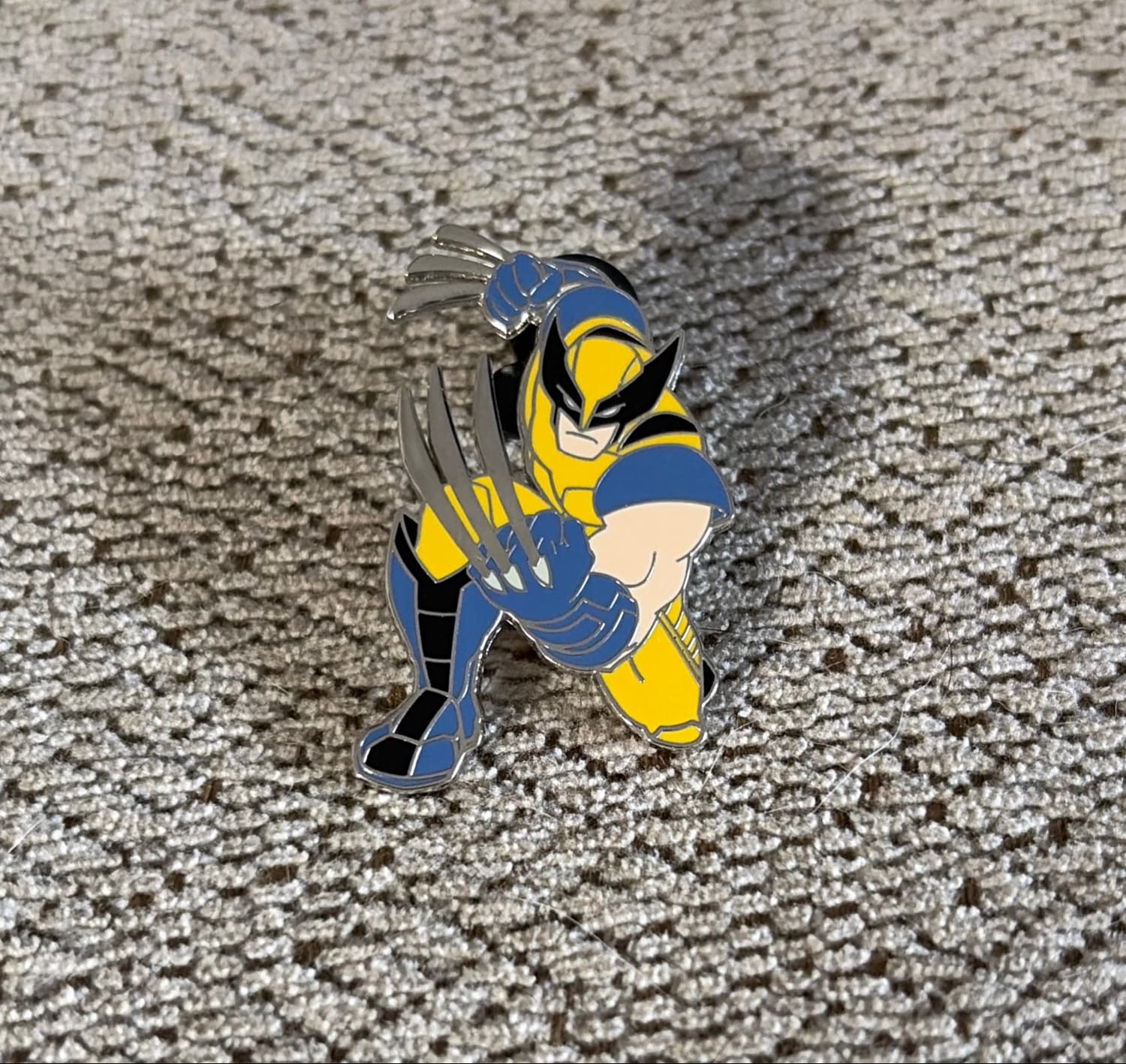 Wolverine with Claws - X-Men - Marvel front
