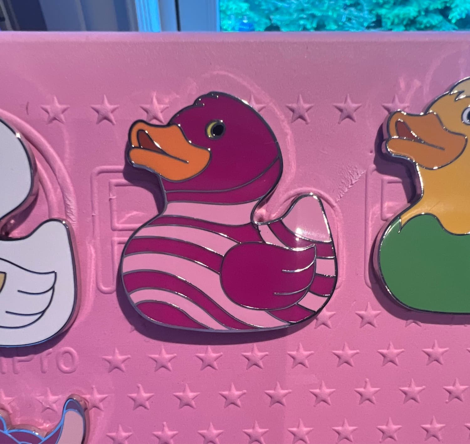 Cheshire Cat - Ducks of Disney Mystery Pin front
