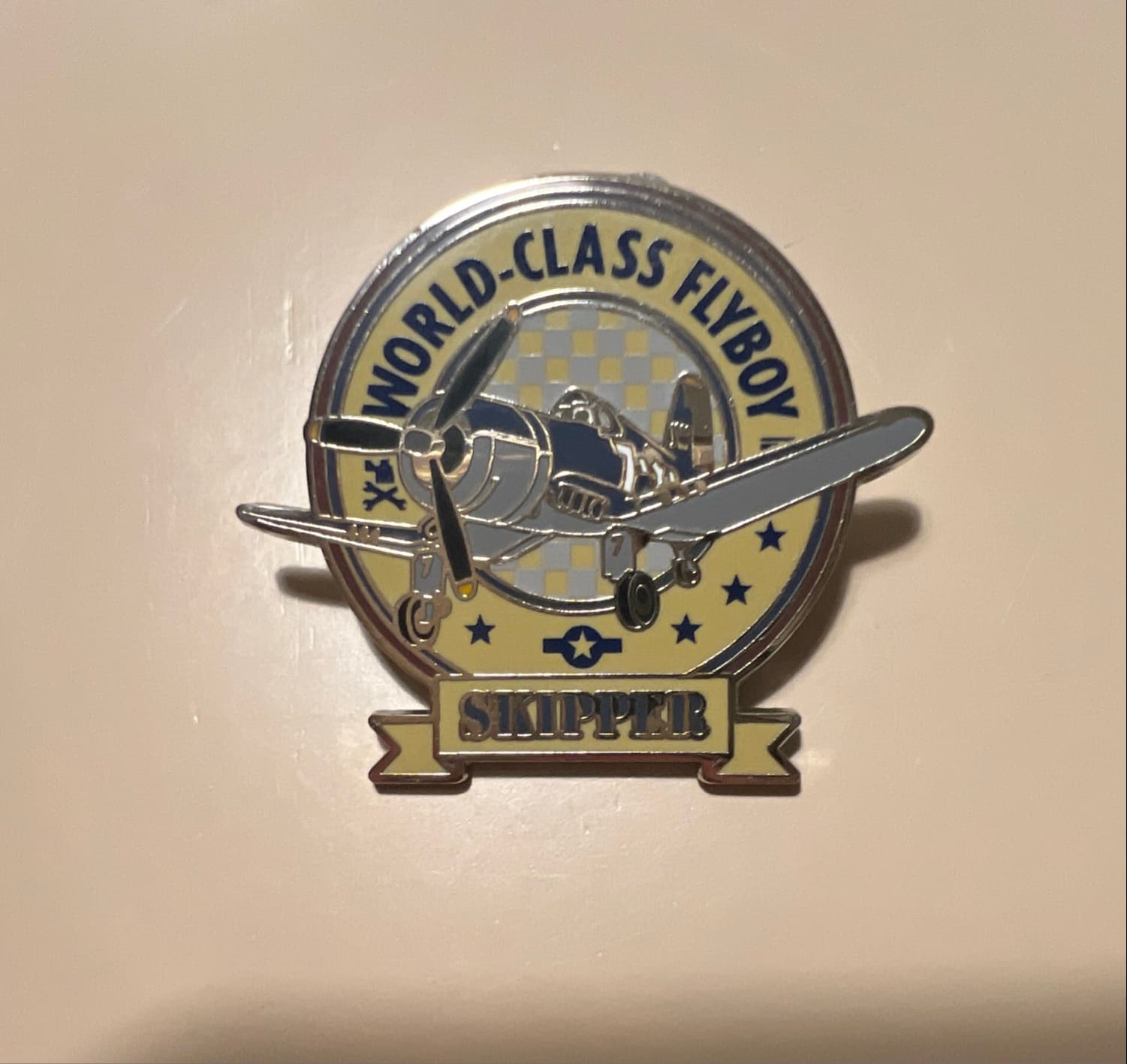 Skipper World-Class Flyboy Pin - Disney's Planes front