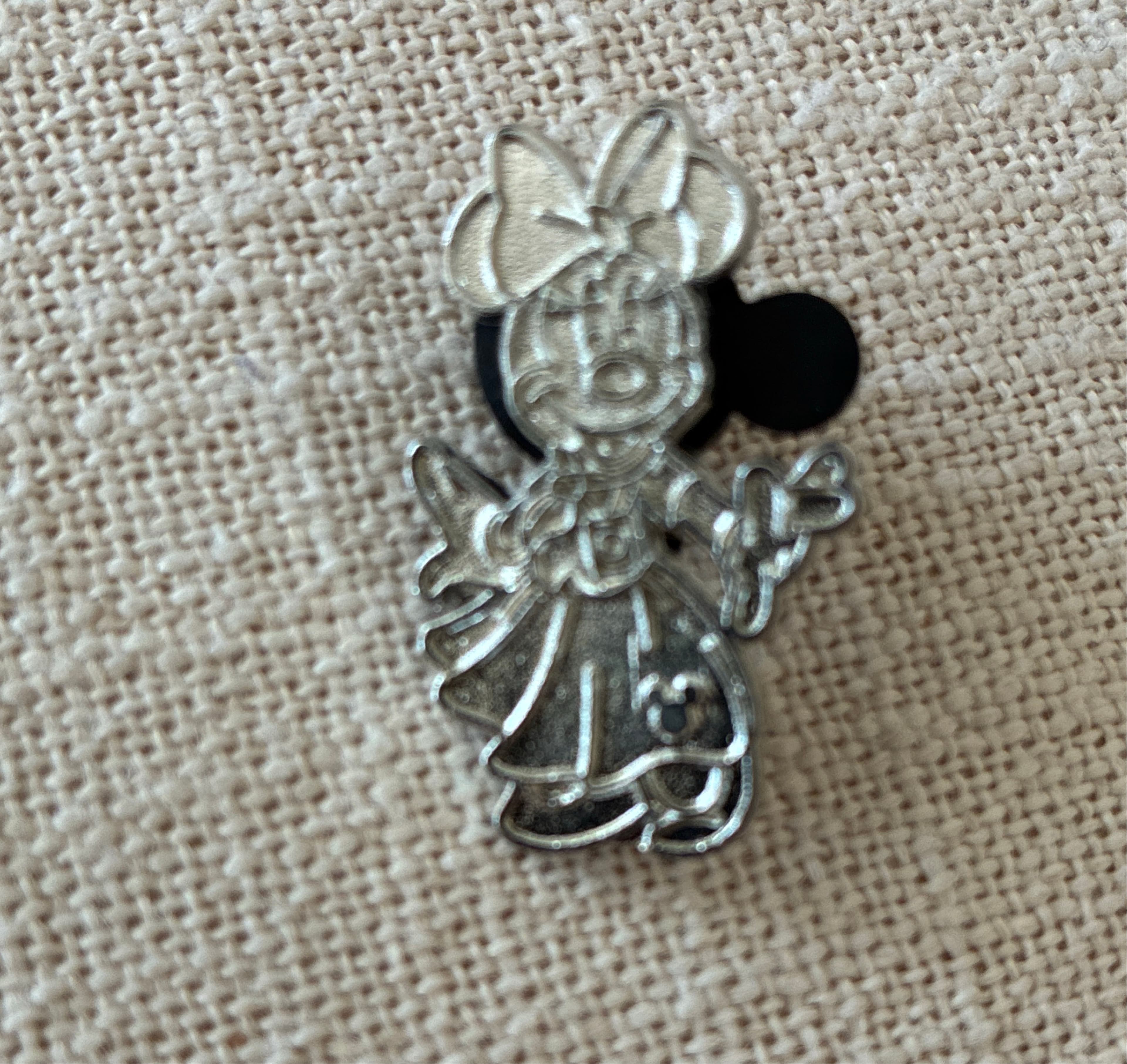 Minnie Mouse Bow Dress Pin Trading front
