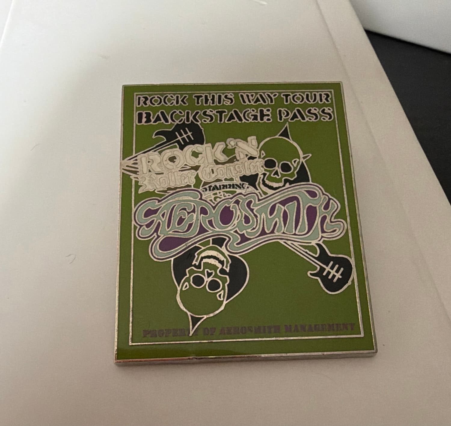 Disney Aerosmith Rock 'N Roller Coaster Rock This Way Tour Backstage Pass Pin front