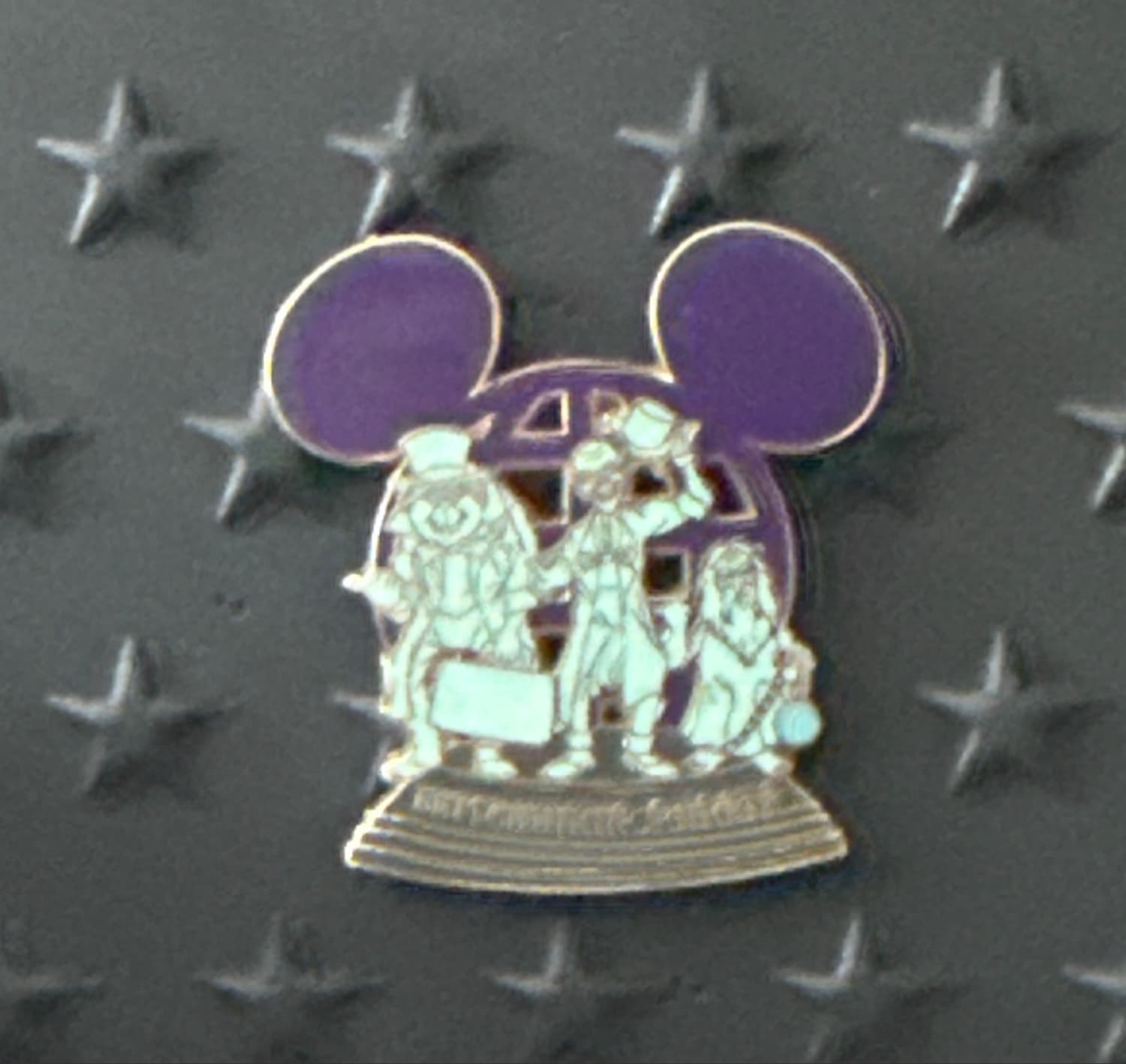 Walt Disney World Resort Mickey Ear Globe Hitchhiking Ghosts Pin front