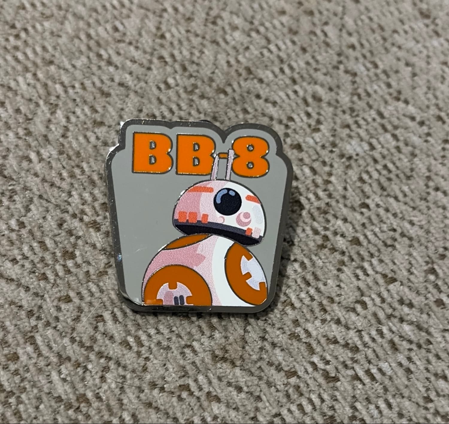 BB-8 Star Wars Droid Mystery Pin front