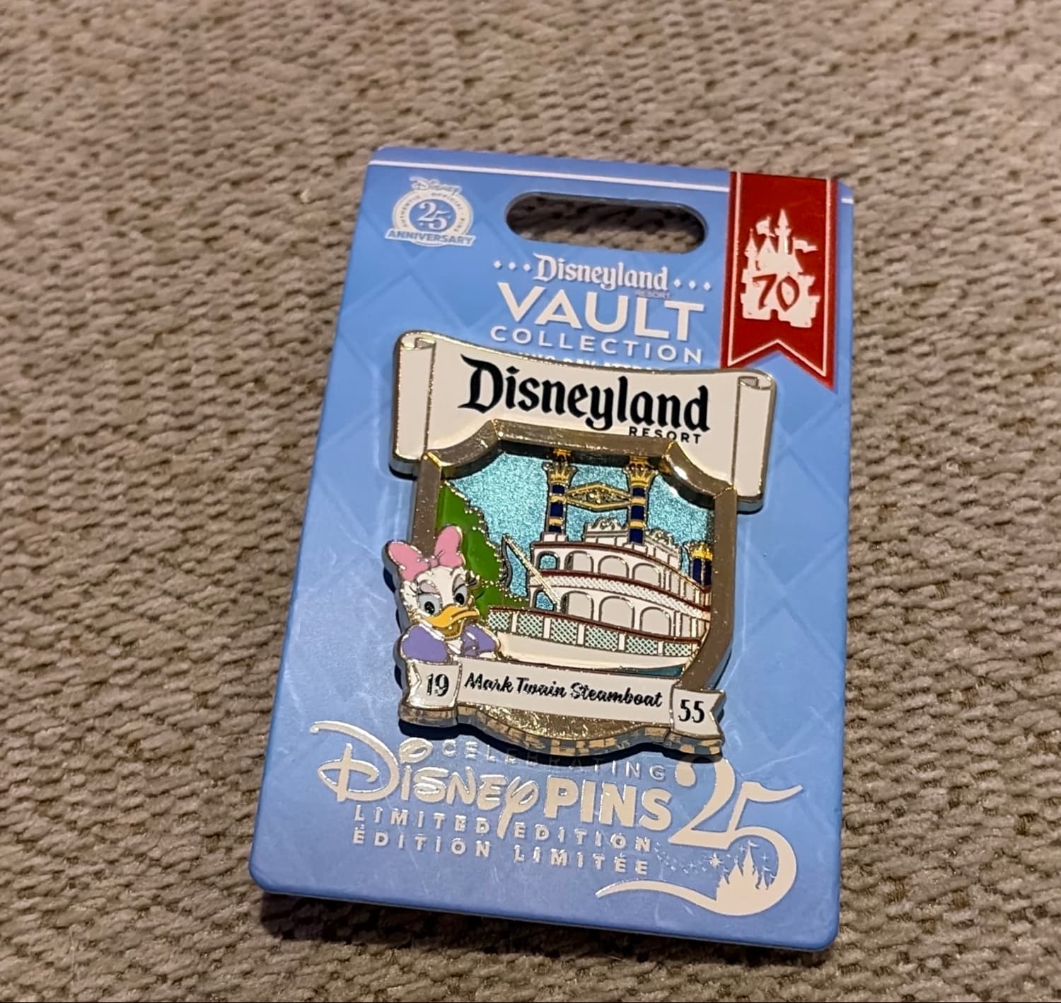 Disneyland Vault Collection - Mark Twain Steamboat - Daisy Duck front