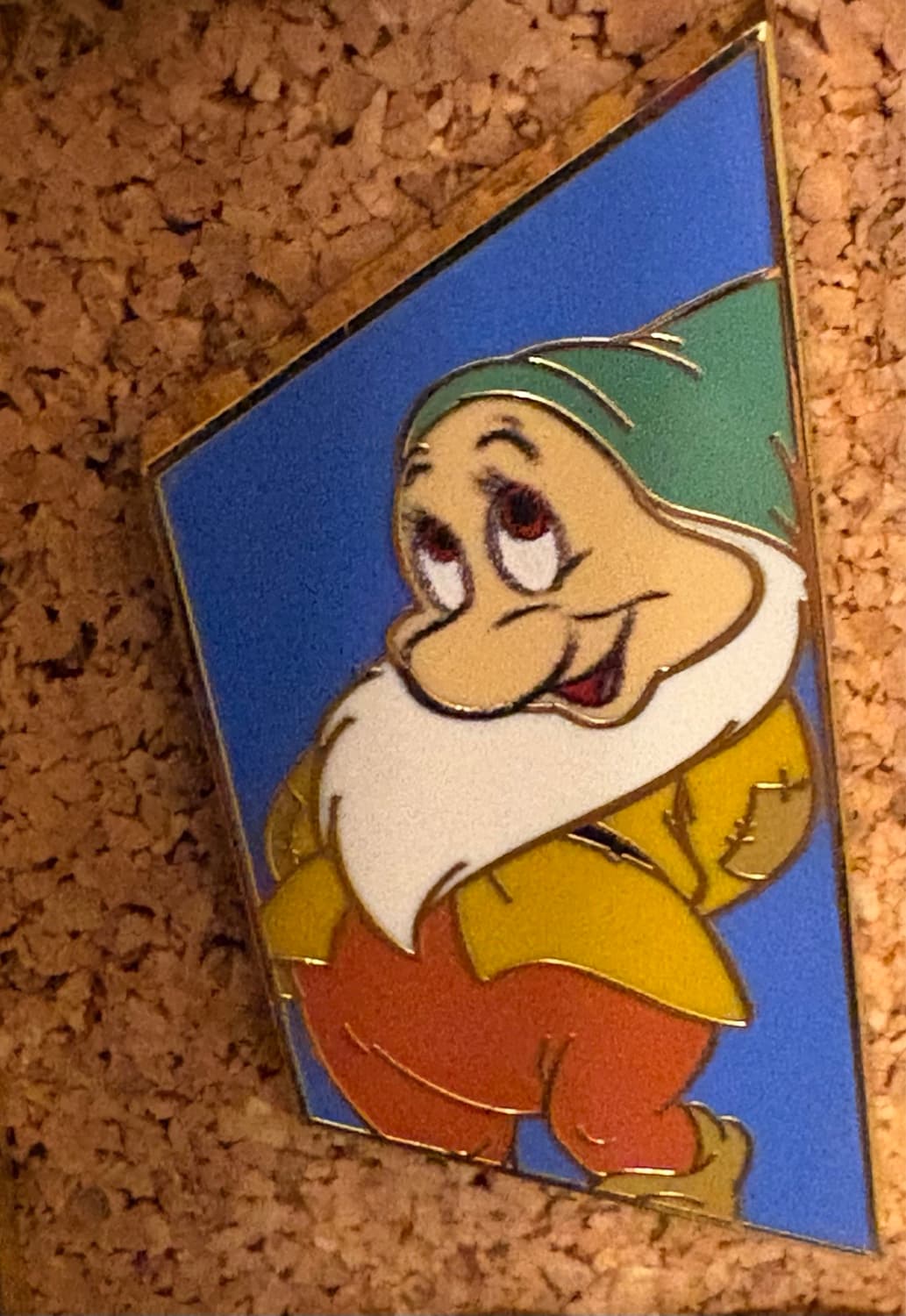 Loungefly Disney Snow White and the Seven Dwarfs Mystery Puzzle Pin - Bashful front