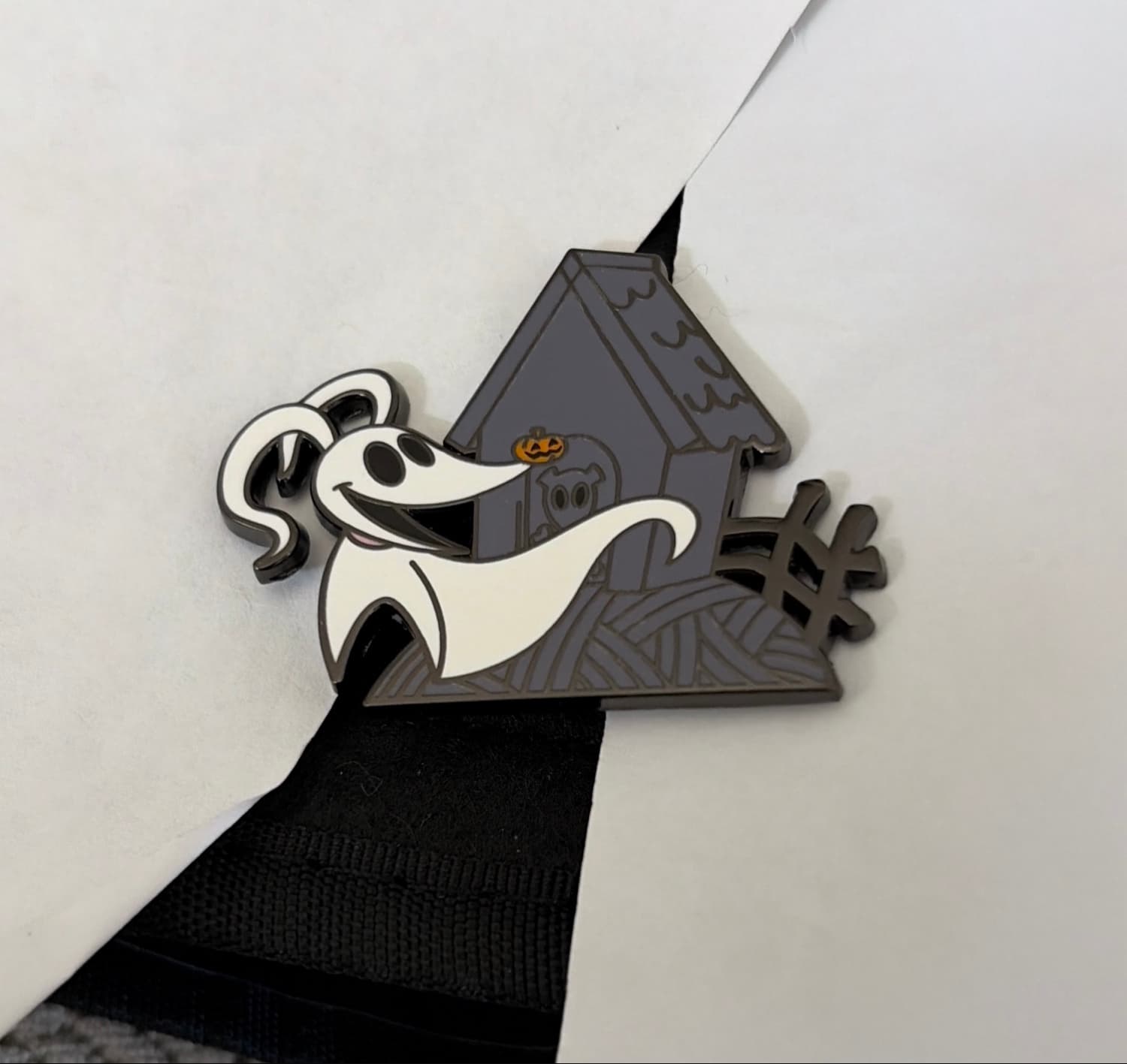 Zero Doghouse Tim Burton's Nightmare Before Christmas Mystery Disney Pin front