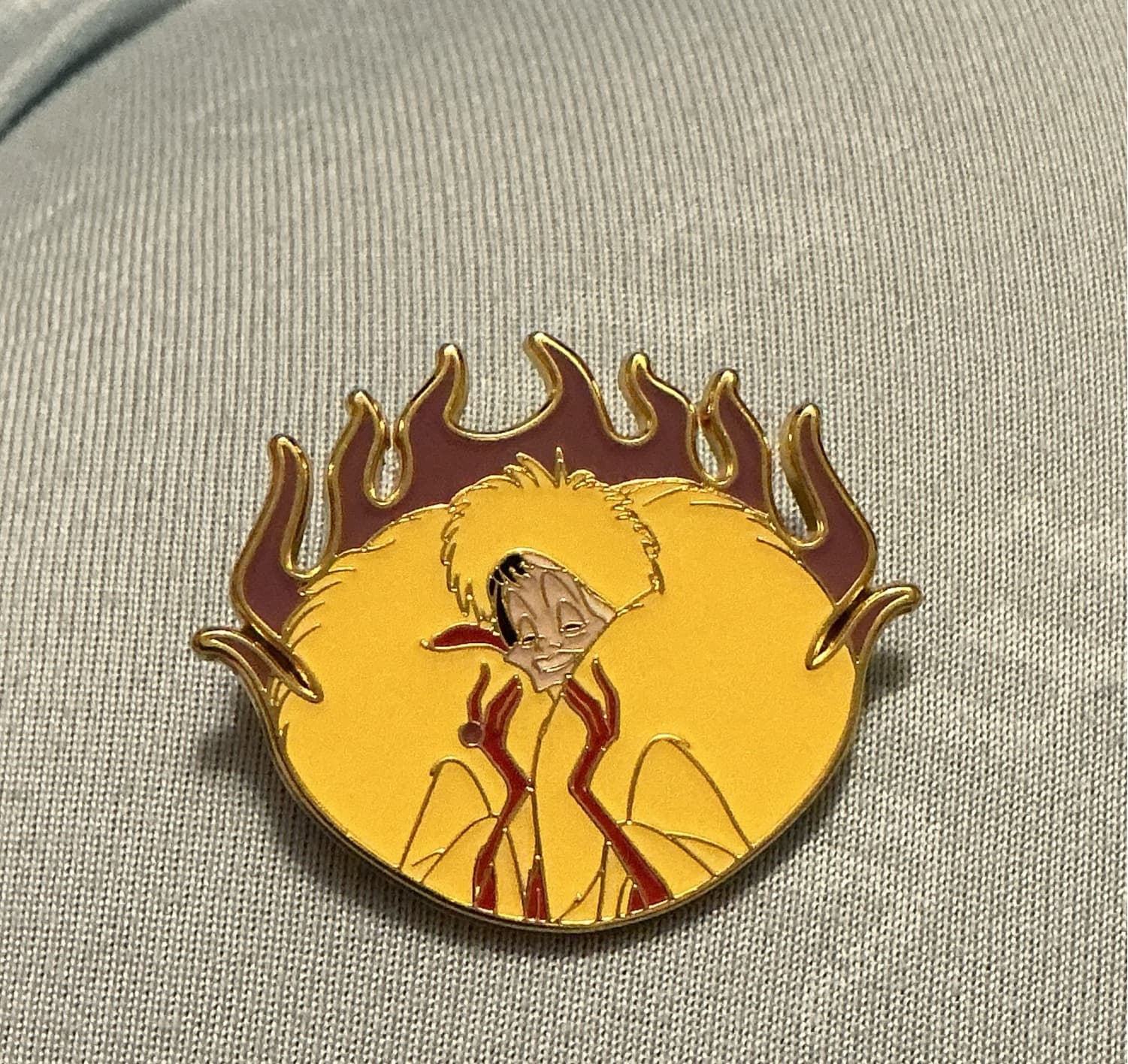 Cruella De Vil - Villains Portrait Flame Border front