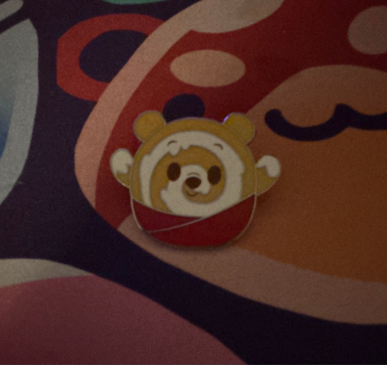 Pooh Munchling Cinnamon Roll Honey Cake Mystery Munchlings Series 1 Disney Pin front