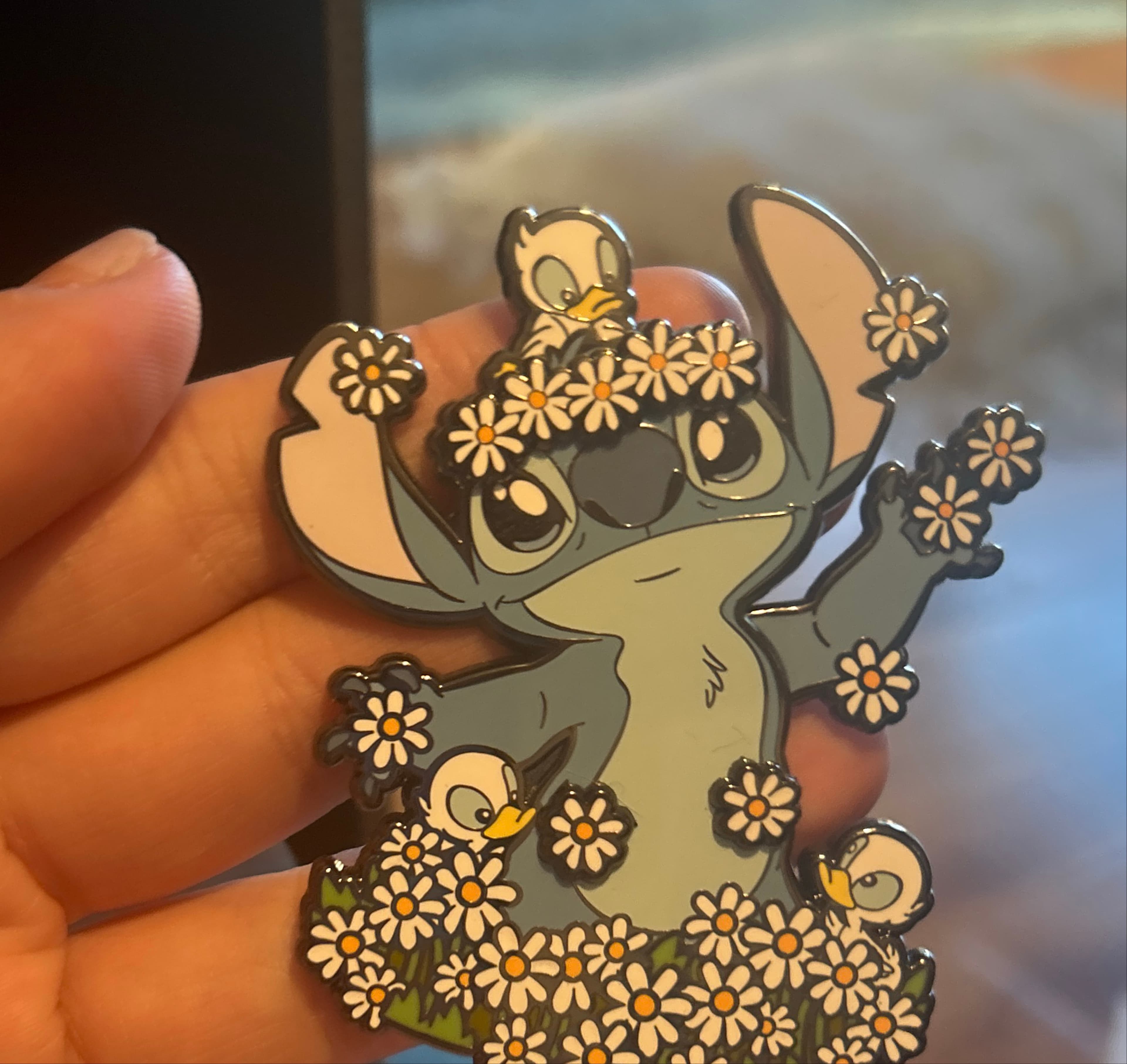 Springtime Stitch - Lilo & Stitch - Loungefly front