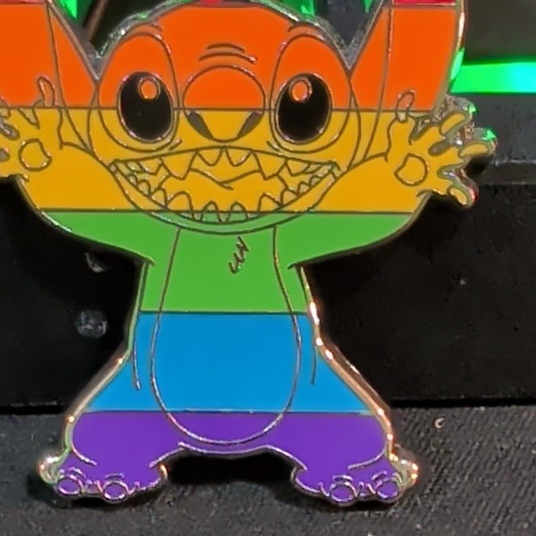 Stitch - Rainbow Disney Collection front