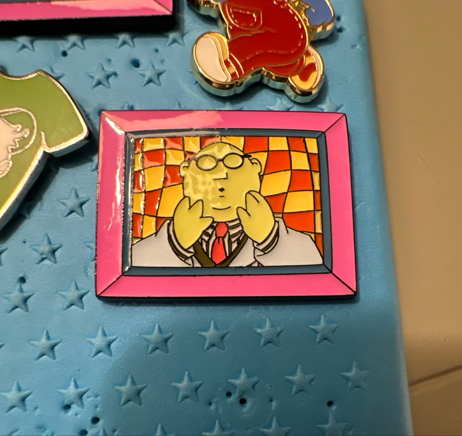Dr. Bunsen Honeydew - The Muppets Framed Characters Blind Box Enamel Pin front