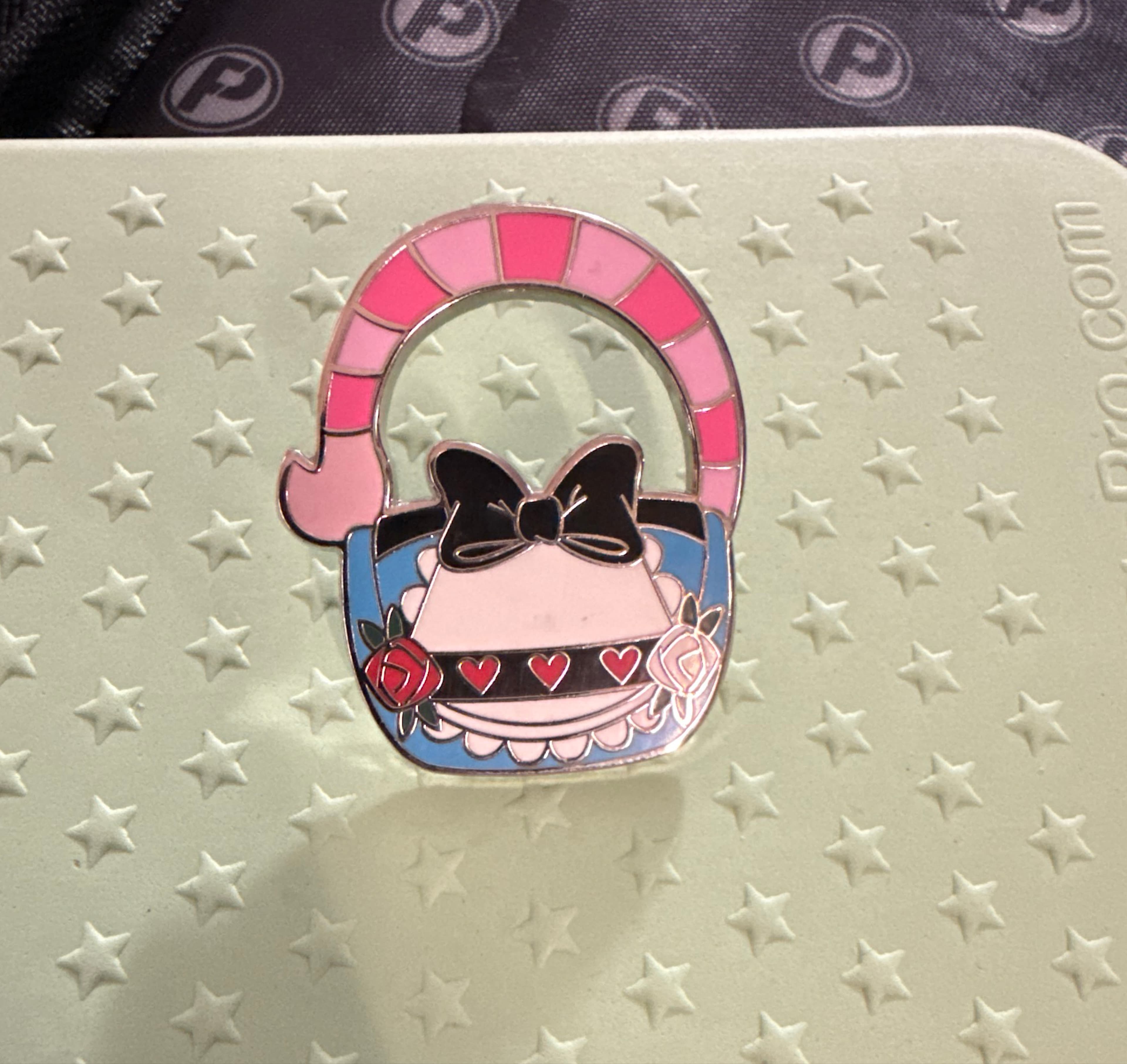 Alice in Wonderland Dress Handbag Pin front