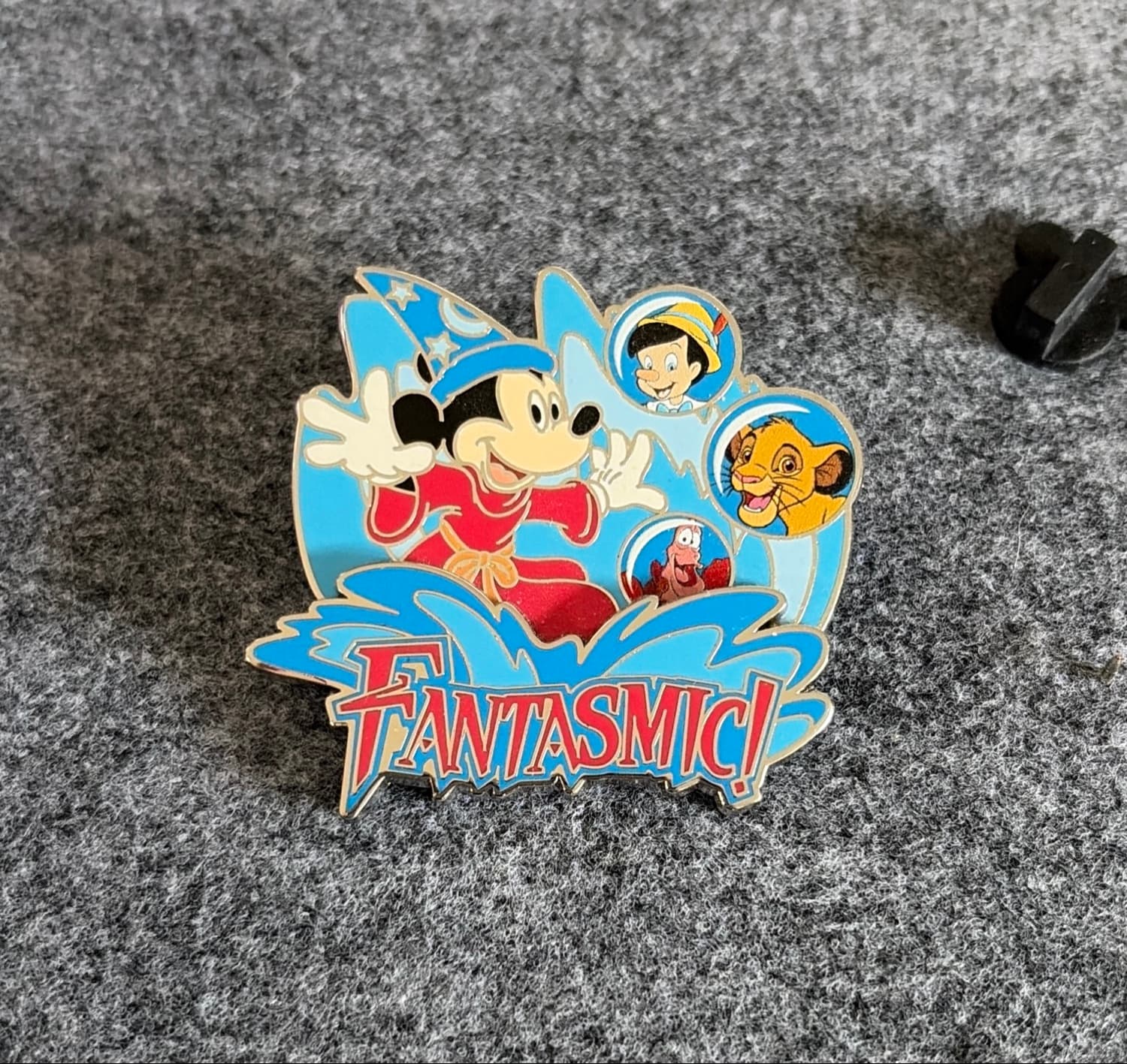 Fantasmic! — Sorcerer Mickey, Pinocchio, Simba and Sebastian front