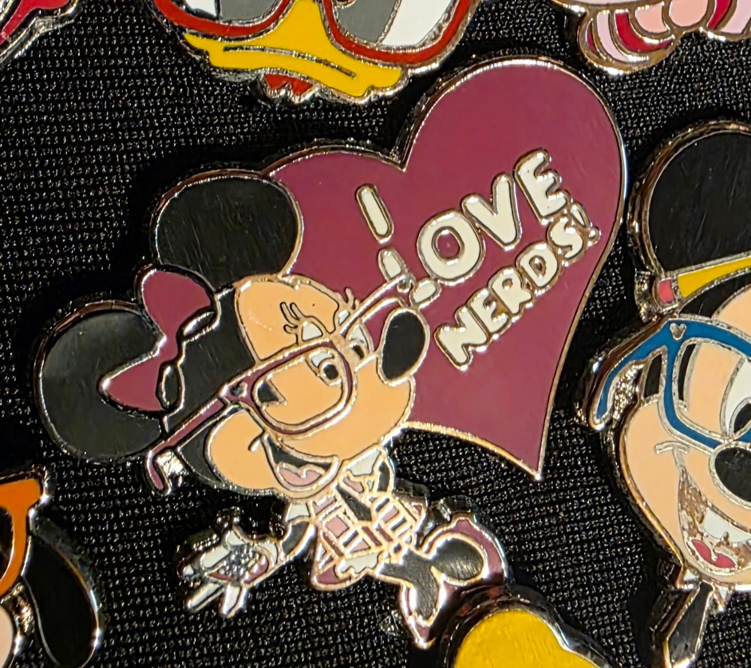 Minnie "I Love Nerds" front