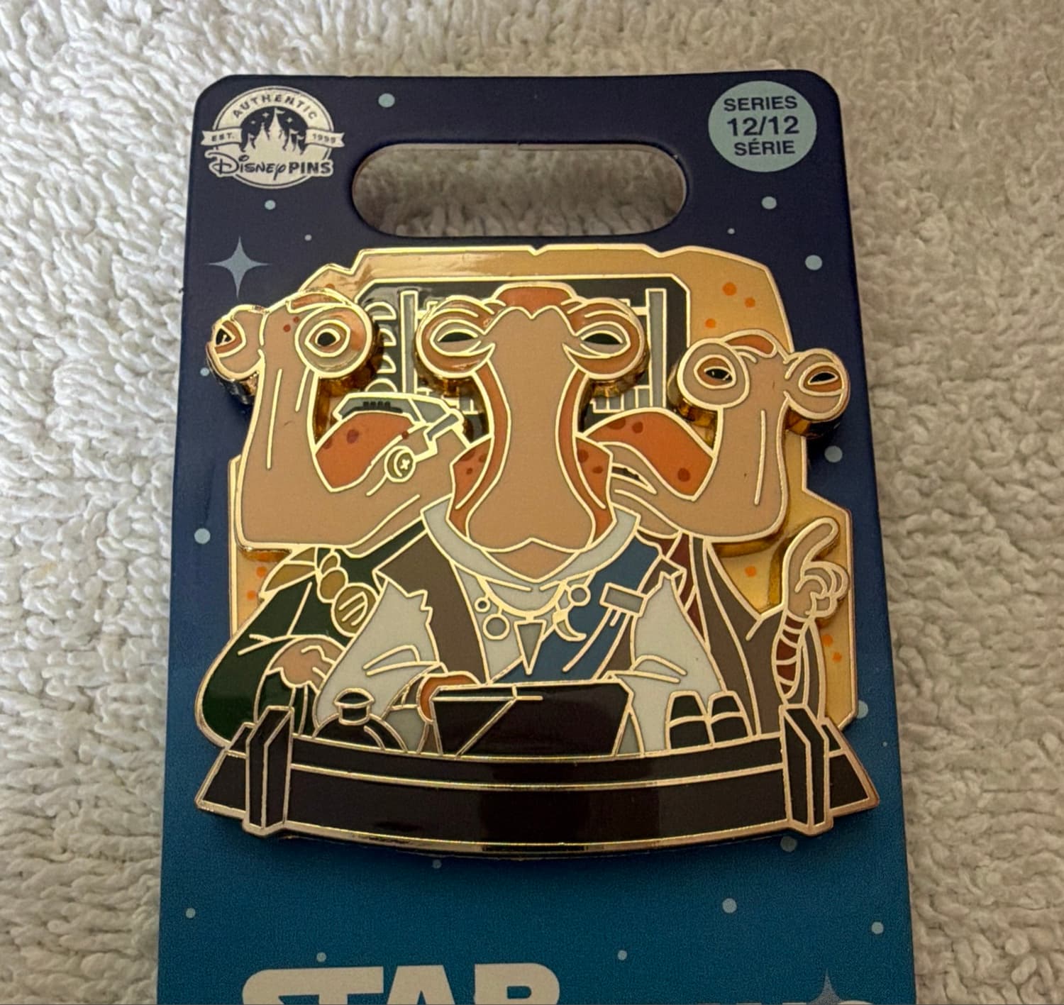 Star Wars Group Series Pin - Jar Jar Binks front
