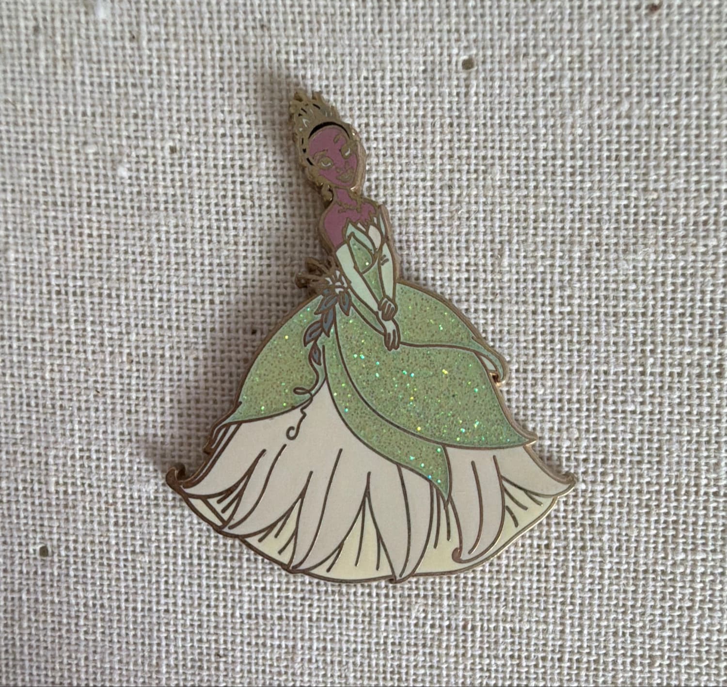 Princess Tiana Green Dress Glitter Pin front