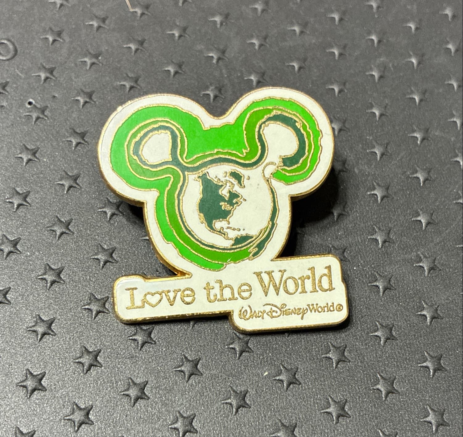 Mickey Mouse Icon - Love the World front